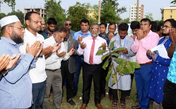 জুলাই বিপ্লবের স্মৃতি সংরক্ষণে ইবিতে জুলাই উদ্যান’র উদ্বোধন