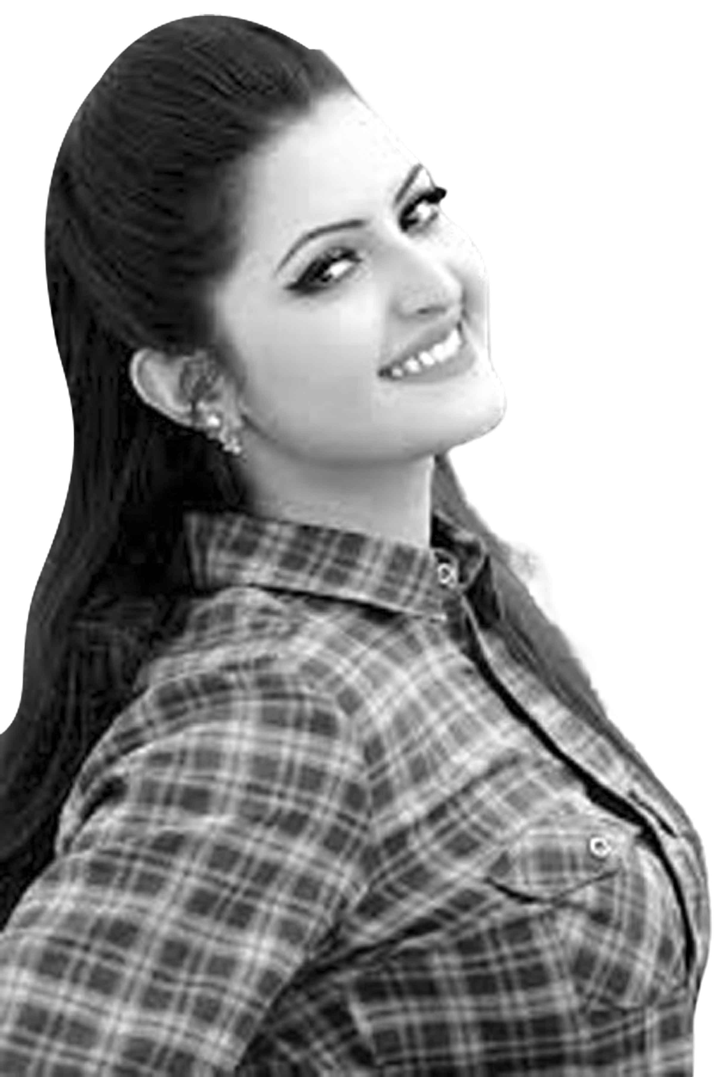 জীবনে কোনো আফসোস রাখতে চাই না : পরীমনি