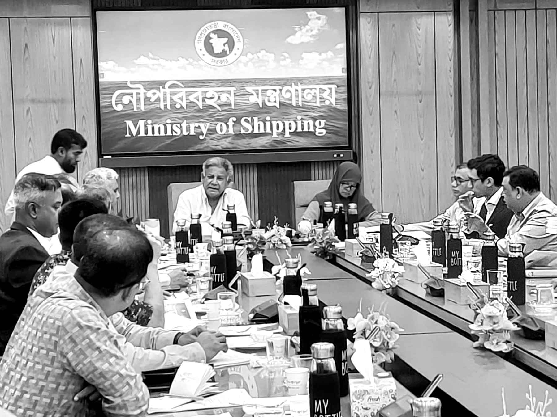 ন্যাশনাল মেরিটাইম পোর্ট স্ট্র্যাটেজি প্রণয়নের উদ্যোগ গ্রহণ করেছে সরকার :নৌপরিবহণ উপদেষ্টা