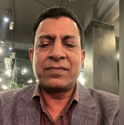 মানিকগঞ্জের সাবেক জেল সুপার বজলুর রশিদ আকন্দ ও তার স্ত্রী নাসিমা সুলতানার বিরুদ্ধে দুদকের মামলা