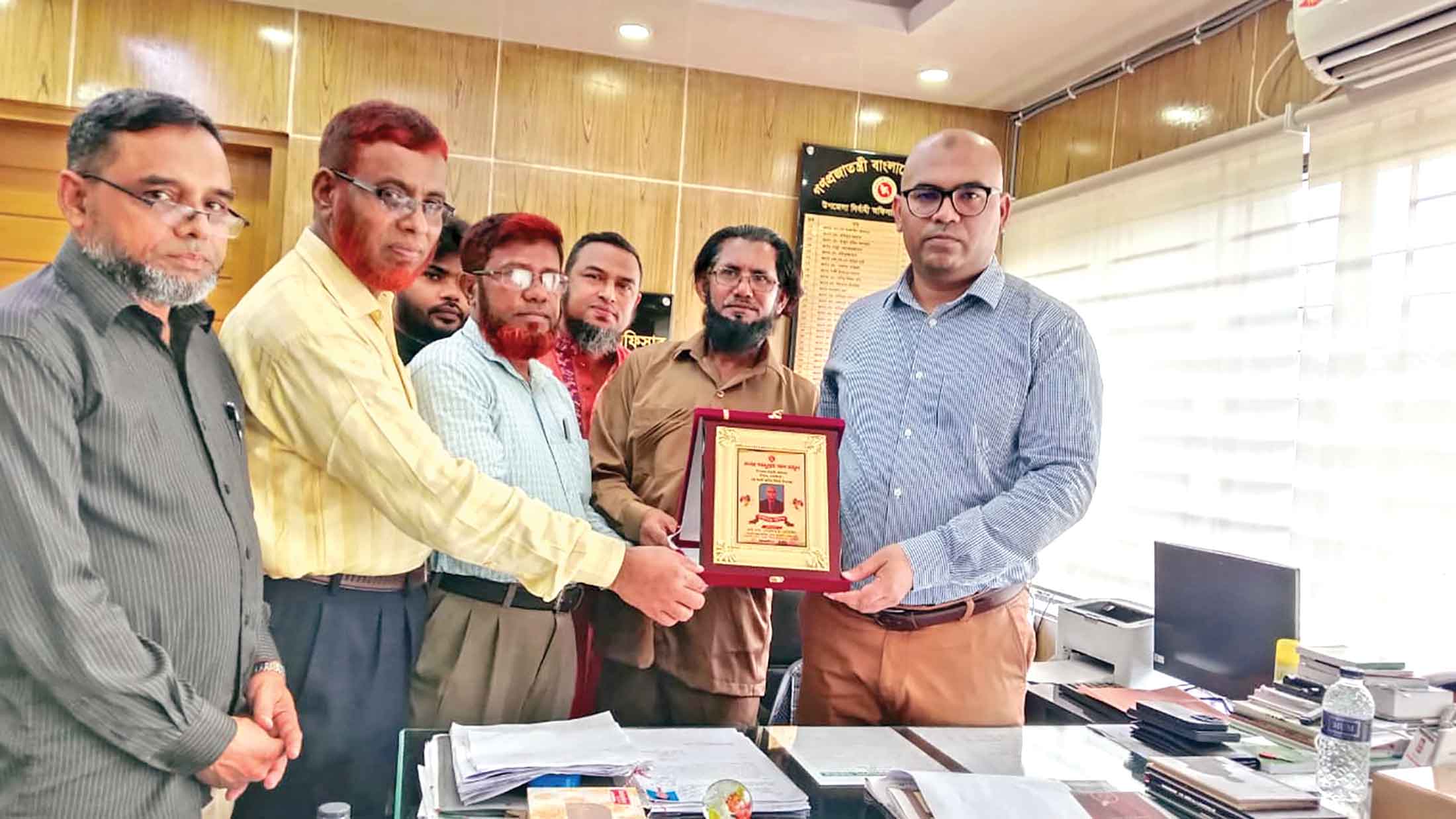 উপদেষ্টা আবদুলস্নাহ আল মামুনের বিদায়ী সংবর্ধনা ফ্রেন্ডস ফোরাম শিবচরের উদ্যোগ