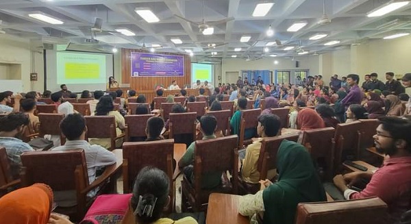 রাবিতে 'ক্যারিয়ার ও উচ্চশিক্ষা' বিষয়ক সেমিনার অনুষ্ঠিত