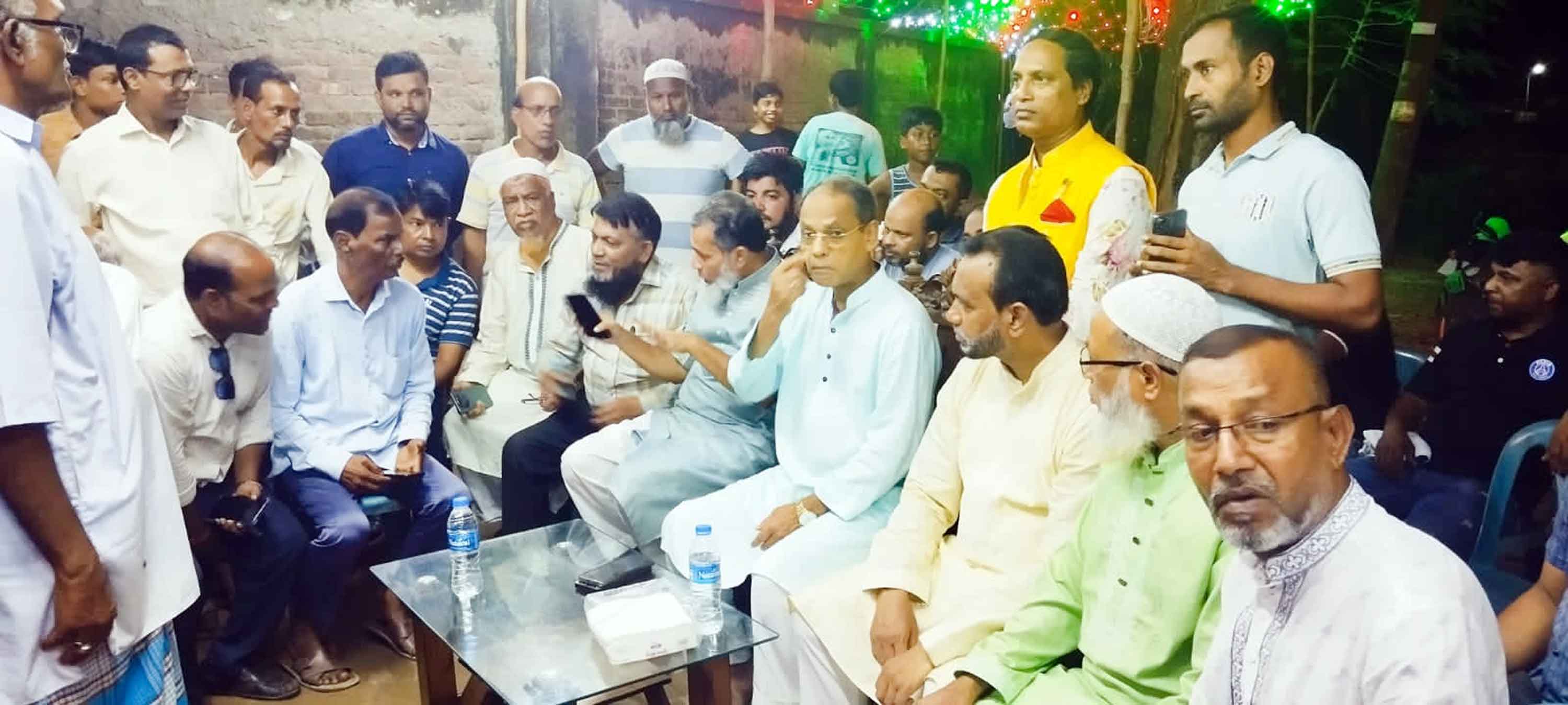 টঙ্গিবাড়ী পালপাড়া সৎসংঘ সর্বজনীন দুর্গা মন্দির পরিদর্শন