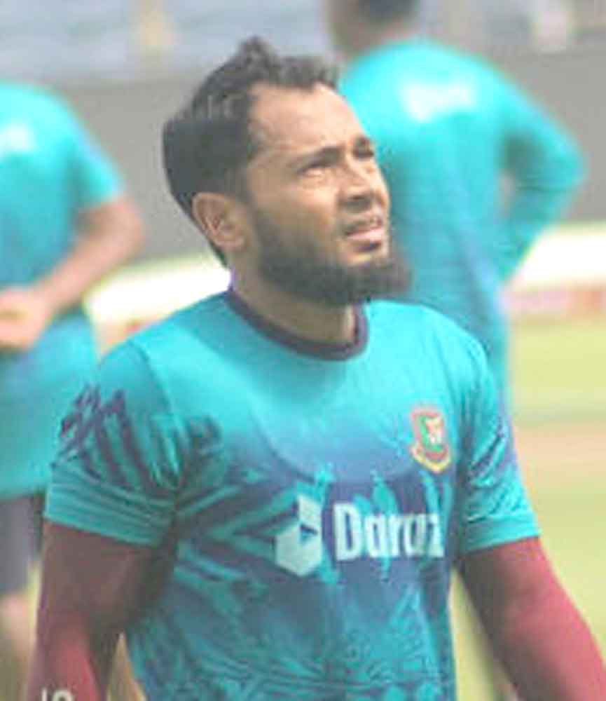 আফগানিস্তান সিরিজ থেকে ছিটকে গেলেন মুশফিক