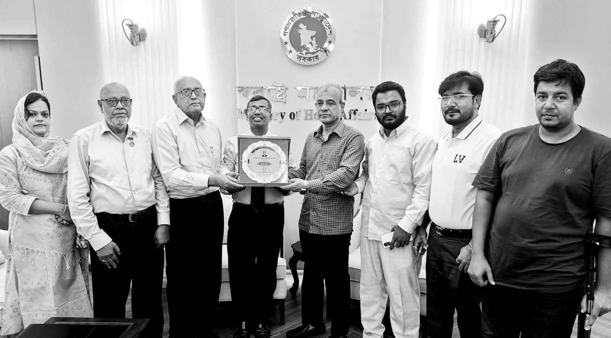 স্বরাষ্ট্র উপদেষ্টার সঙ্গে বাংলাদেশ ছাত্র কল্যাণ ট্রাস্টের প্রতিনিধি দলের সাক্ষাৎ