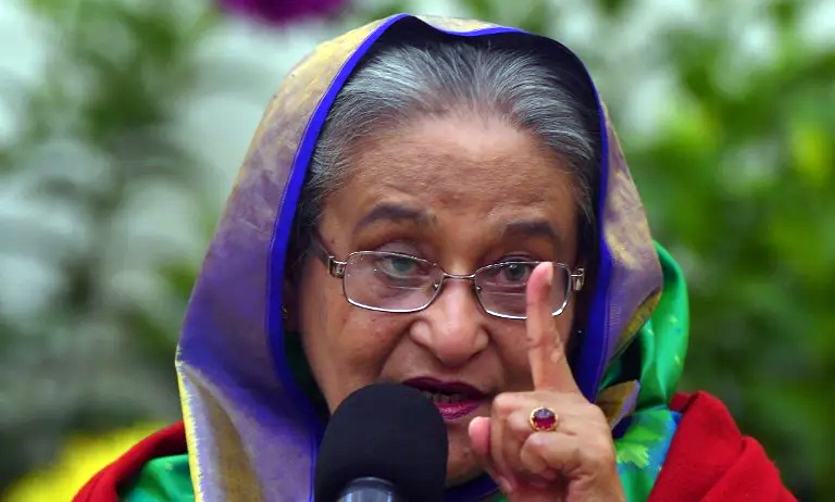 ইন্টারপোলের রেড নোটিশের মাধ্যমে শেখ হাসিনাকে ফেরত আনা সম্ভব!