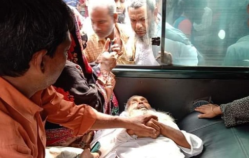 দুর্গাপুরে ট্রাক চাপায় বৃদ্ধ নিহত
