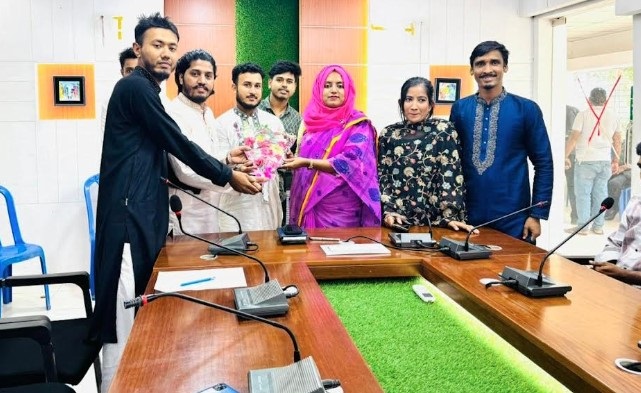 কালীগঞ্জে বৈষম্যবিরোধী ছাত্রদের সাথে ইউএনও'র মত বিনিময়