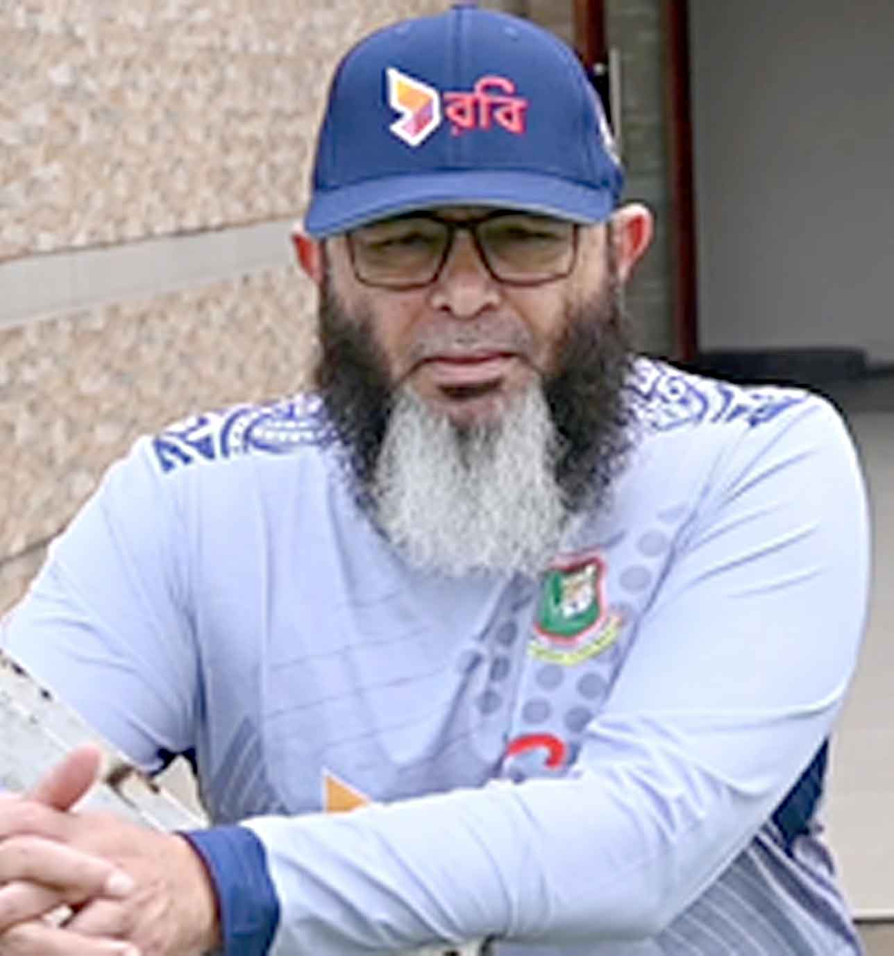 ওয়েস্ট ইন্ডিজ সফরে নেই স্পিন কোচ মুশতাক