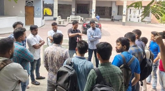 যবিপ্রবিতে কেন্দ্রীয় ছাত্রদলের ক্যাম্পেইন, শিক্ষার্থীদের মিশ্র প্রতিক্রিয়া