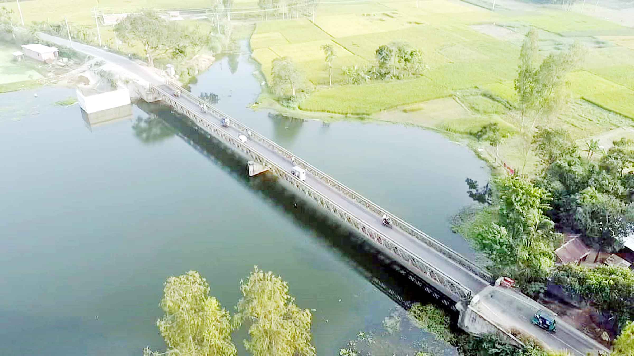 সোনাতলায় অধিগ্রহণ জটিলতায় আটকে আছে ব্রিজ নির্মাণের কাজ