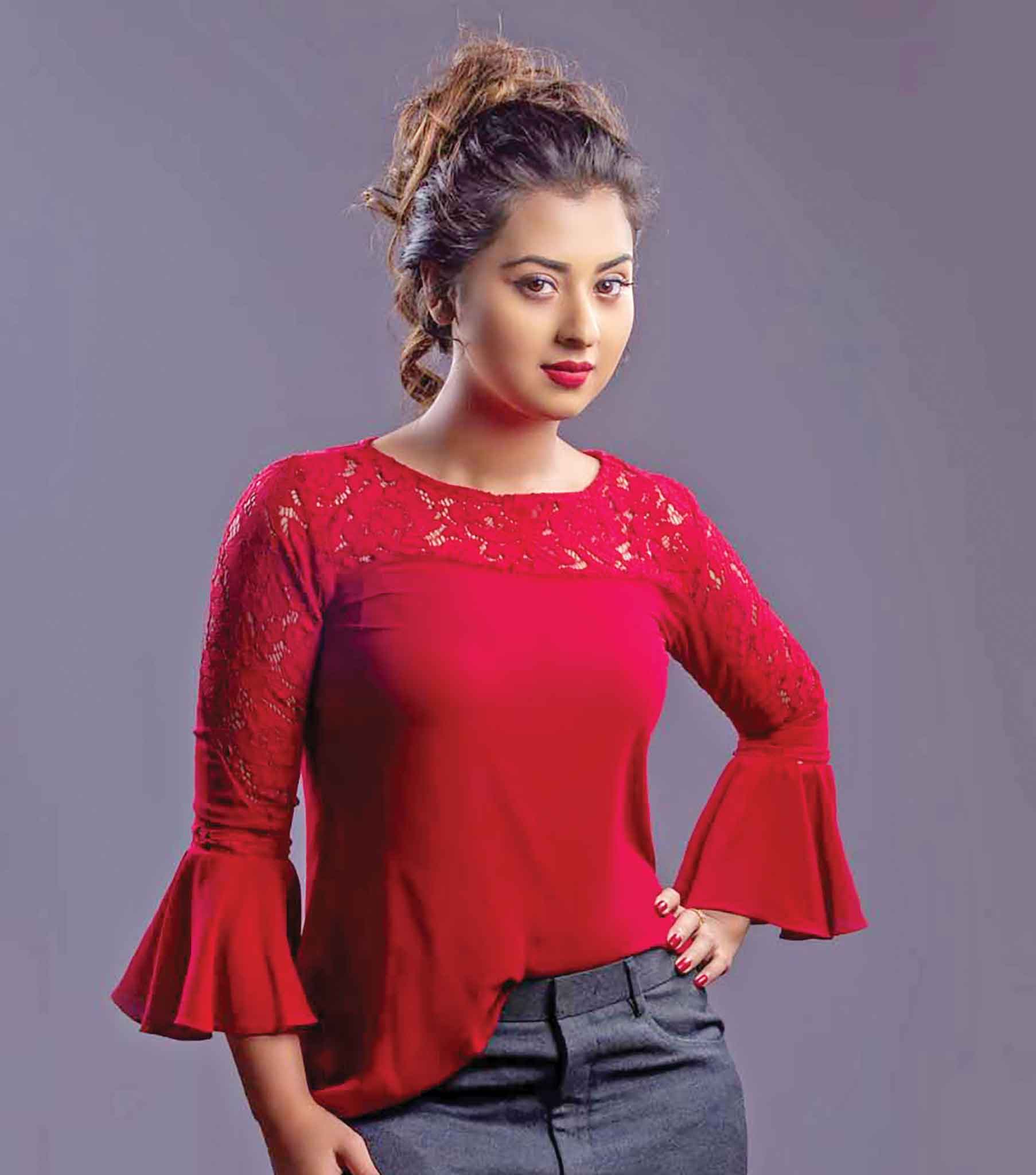 নতুন সিনেমায় বুবলী