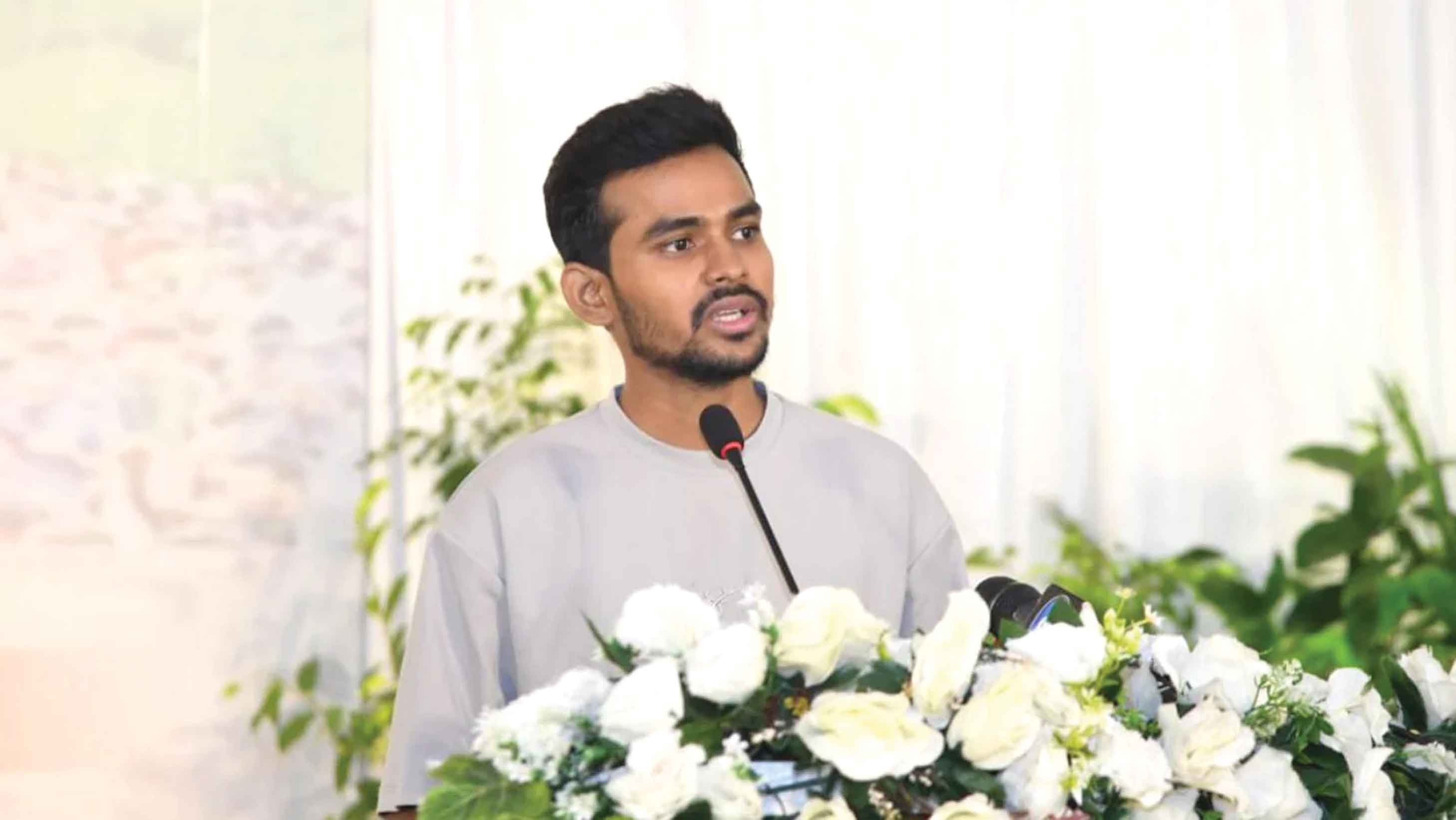 দখল হওয়া মাঠ পুনরুদ্ধারের আশ্বাস ক্রীড়া উপদেষ্টার
