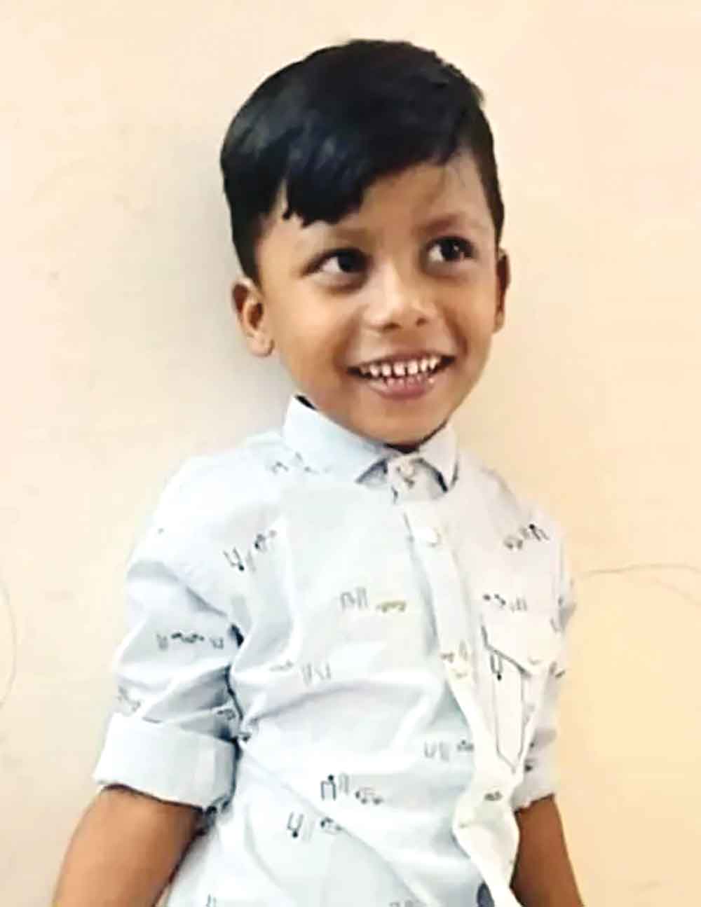 গুলিবিদ্ধ সেই শিশু মুসা চোখ খুলে হাত-পা নাড়ছে