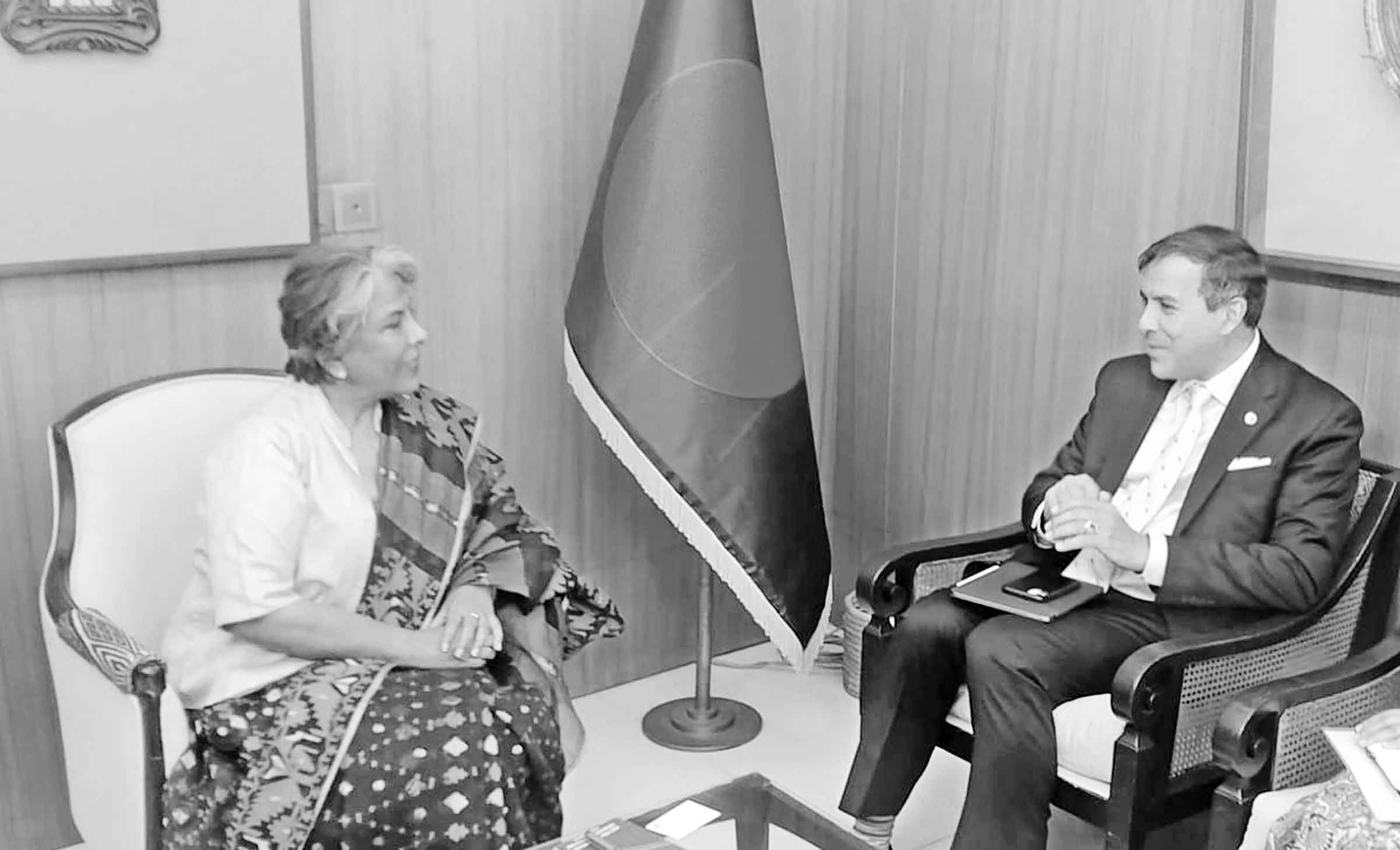 সমাজকল্যাণ উপদেষ্টার সঙ্গে কমনওয়েলথ মহাসচিবের সৌজন্য সাক্ষাৎ