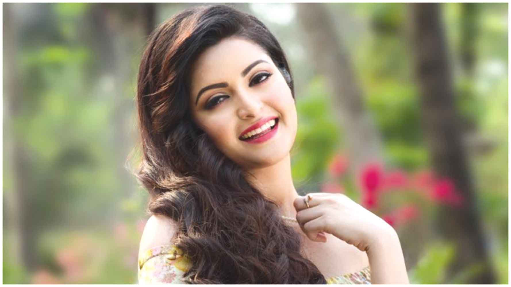 প্রেমে পড়েছেন পরীমনি