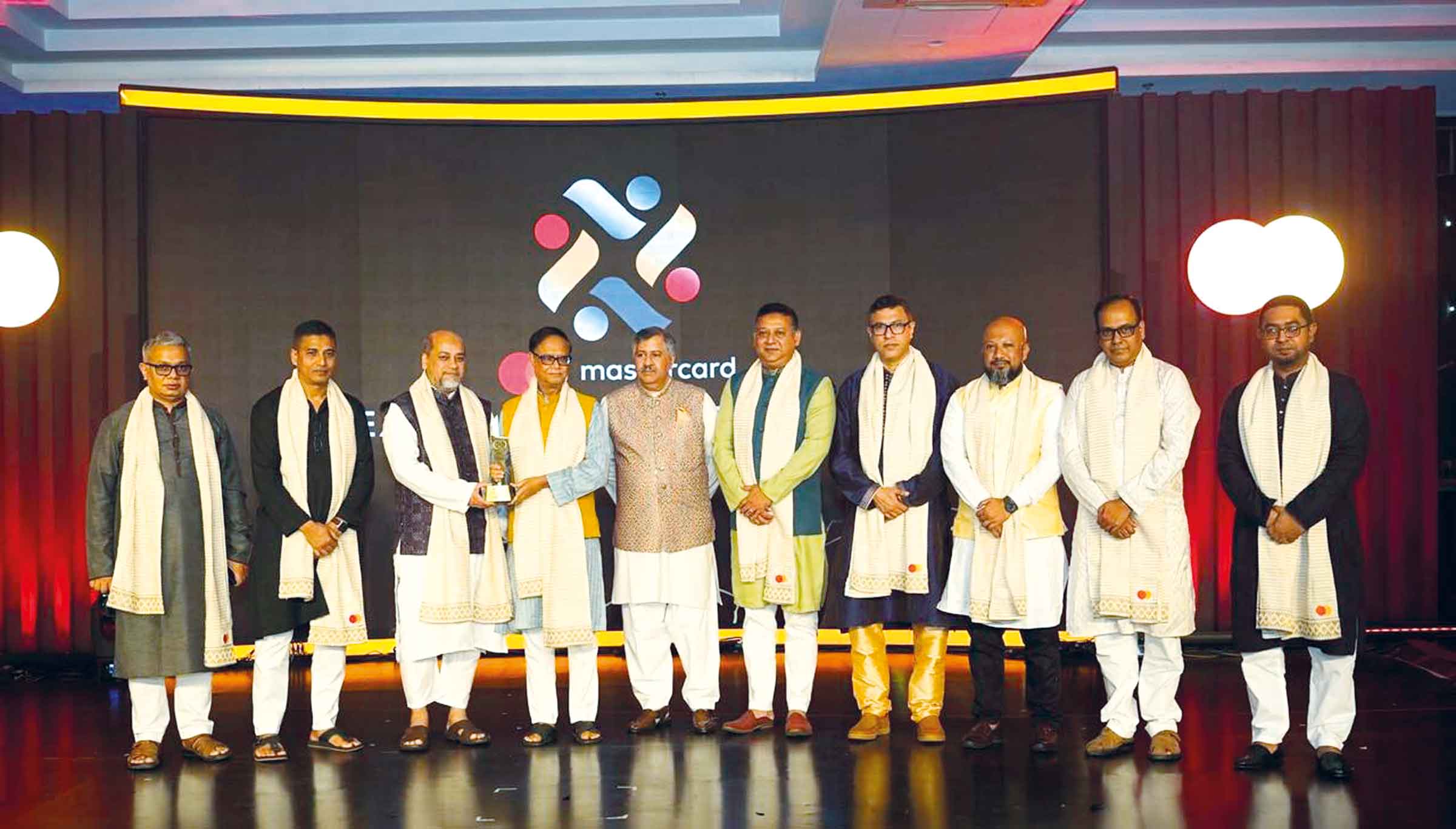 পূবালী ব্যাংকের মাস্টারকার্ড এক্সিলেন্স অ্যাওয়ার্ড অর্জন