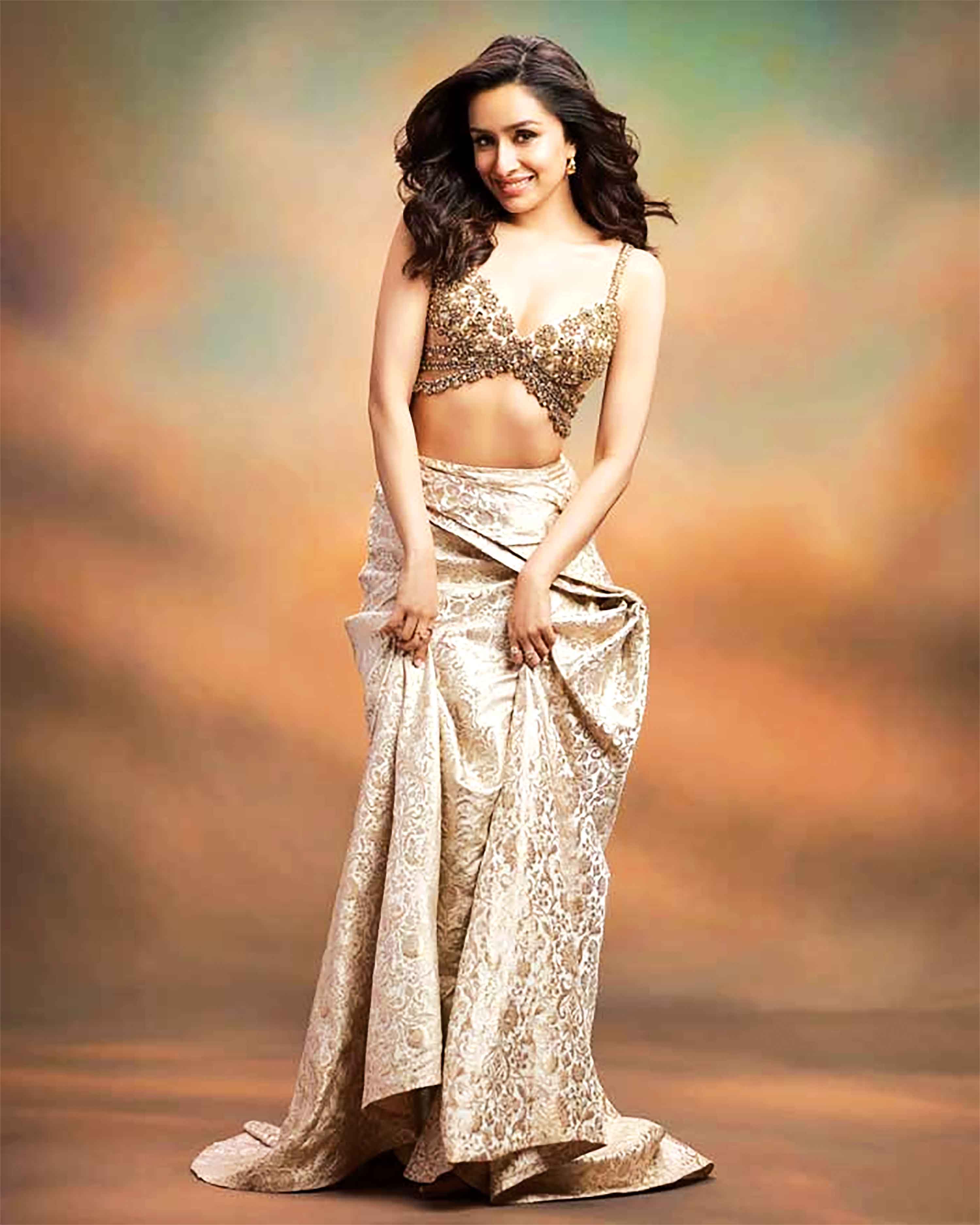 আইটেম গানে শ্রদ্ধা কাপুর