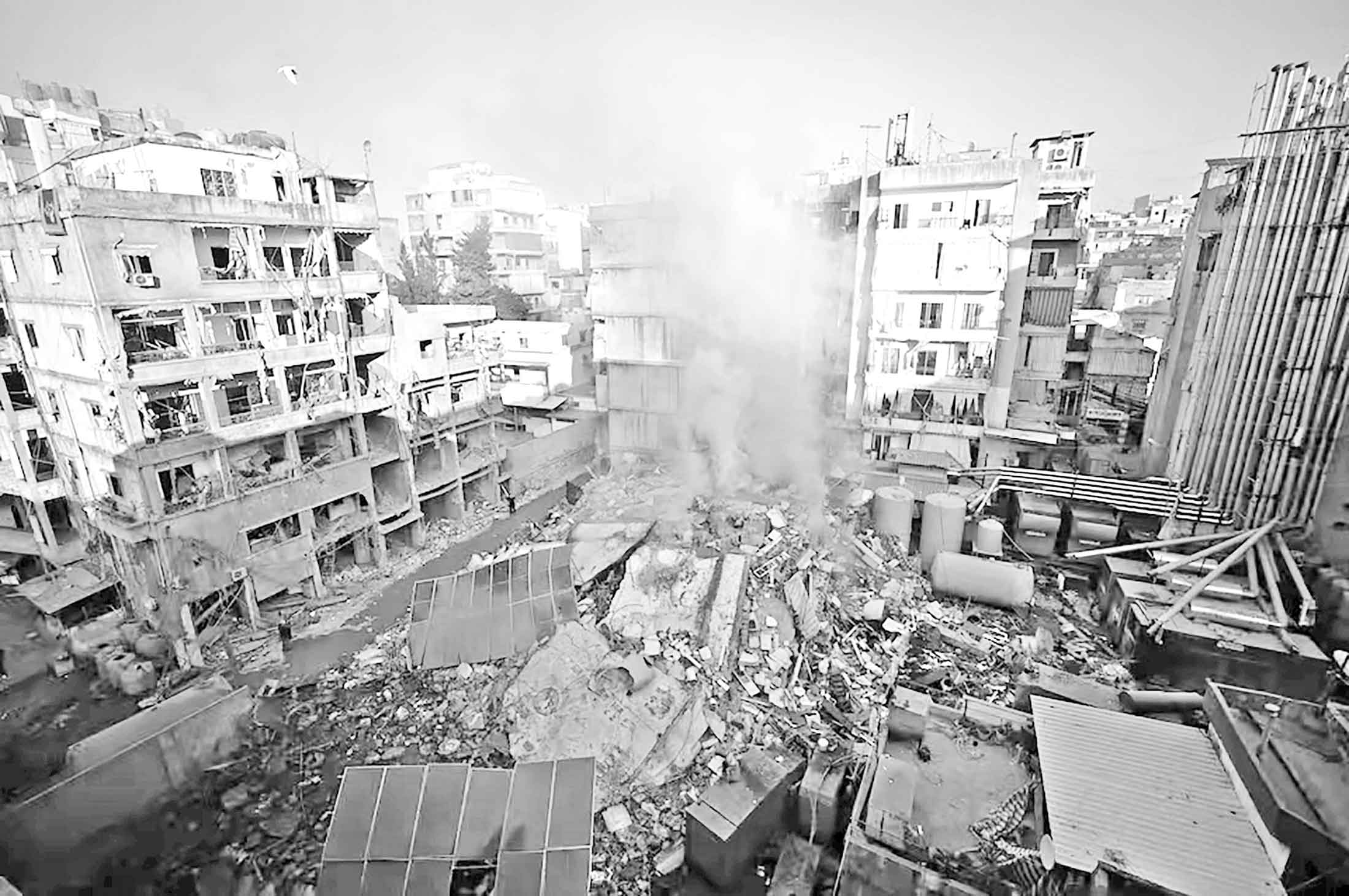 লেবাননে ইসরায়েলের ব্যাপক হামলা