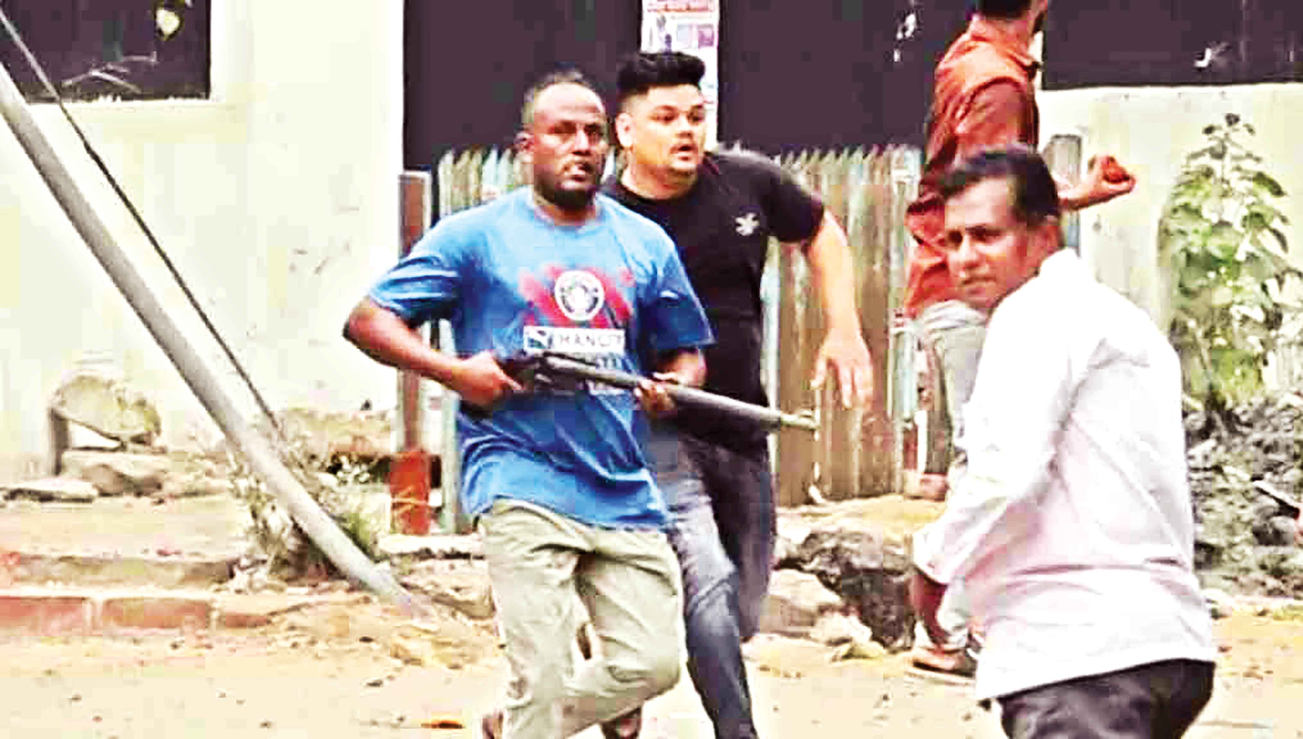 যুবলীগ কর্মী তৌহিদুল ইসলাম একাই ২৮টি গুলি ছোড়েন