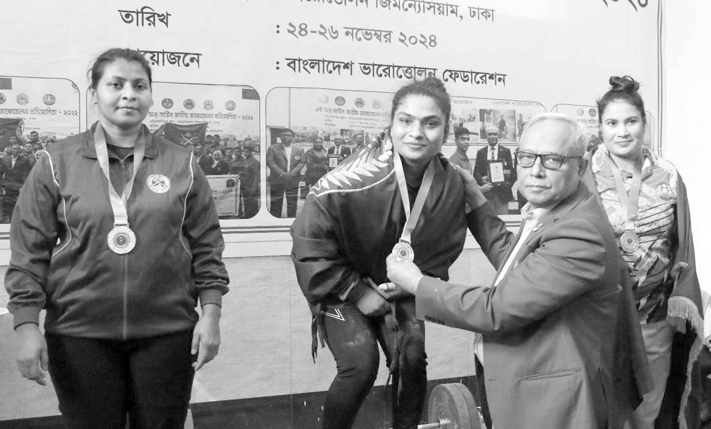 তিন রেকর্ড গড়ে সীমান্তের স্বর্ণ জয়