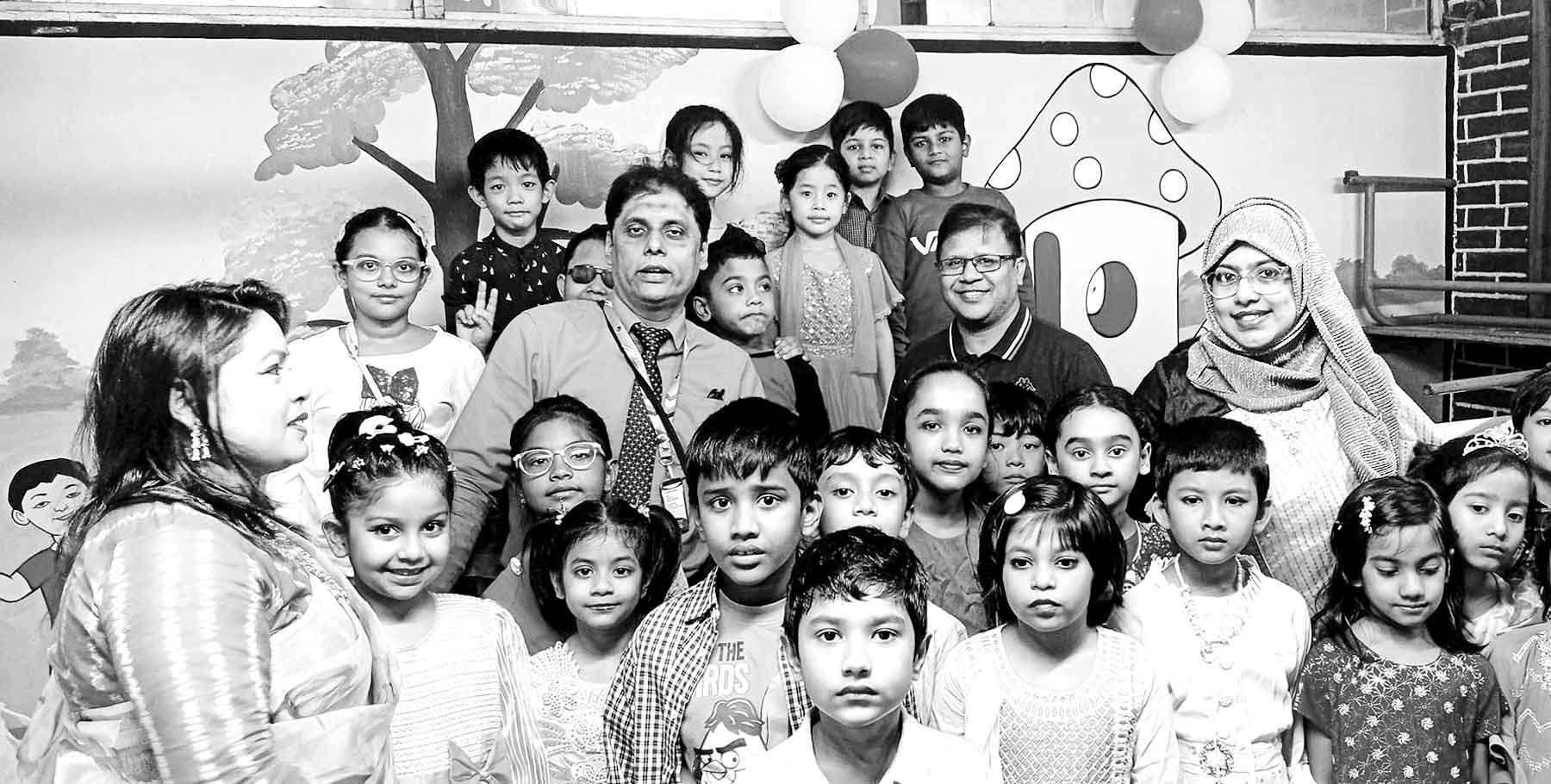 বনফুল আদিবাসী গ্রীনহার্ট কলেজে উৎসবমুখর ক্লাস পার্টি অনুষ্ঠিত