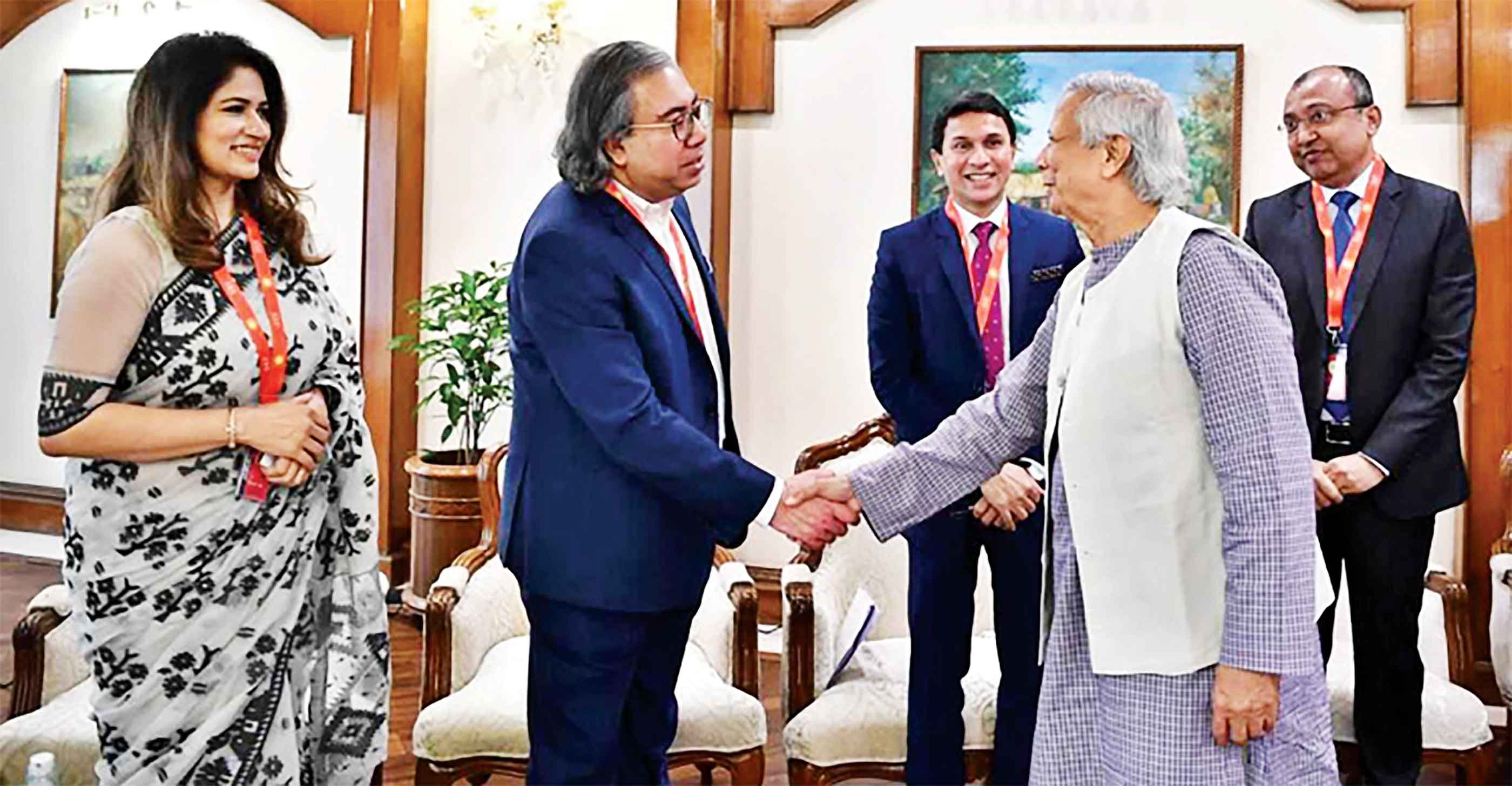 সরকারের সঙ্গে একযোগে কাজ করতে হবে :ইউনূস