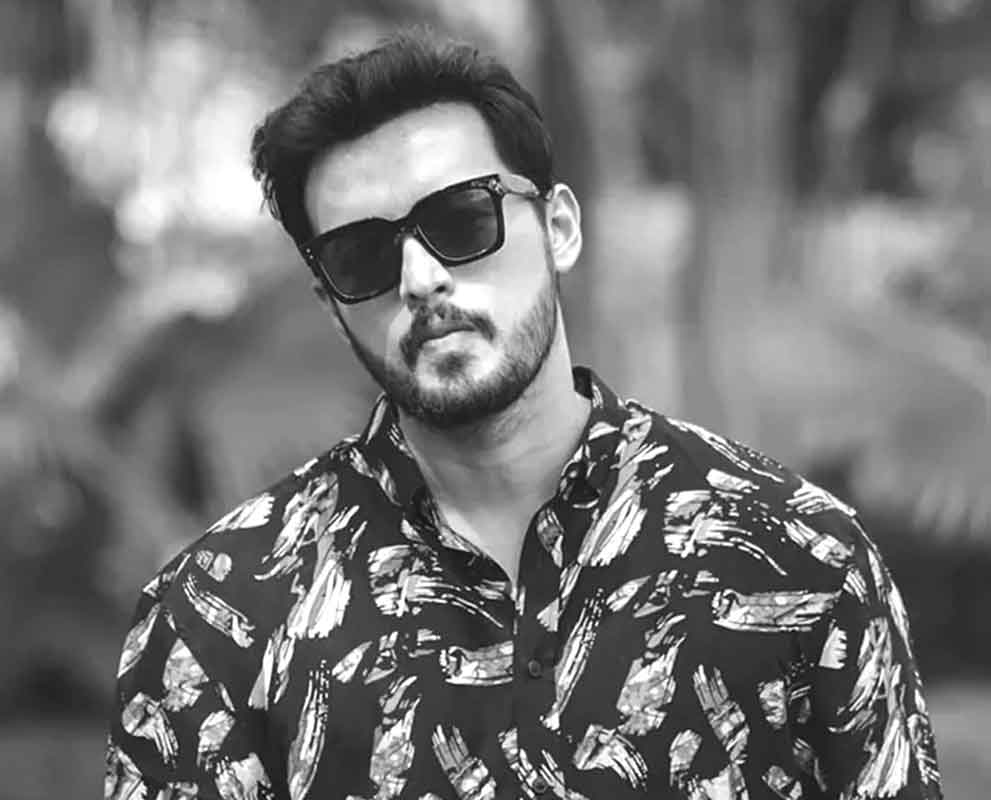 'ভয়াল' দিয়ে ফিরছেন ইরফান সাজ্জাদ