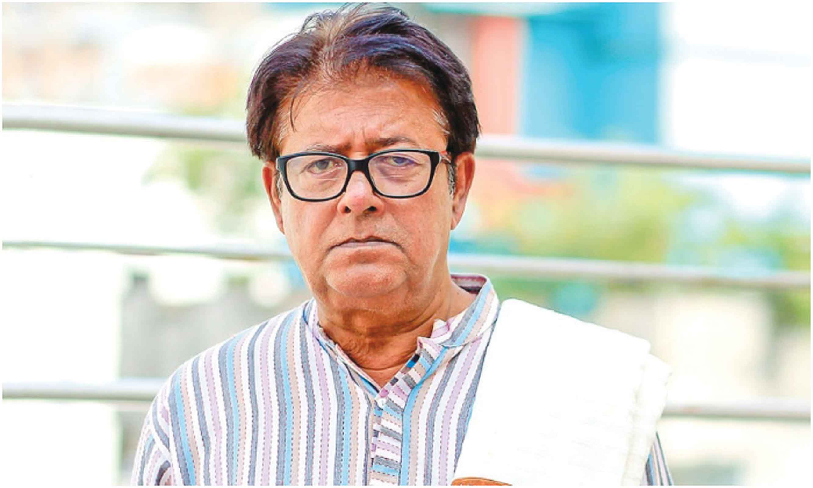 মঞ্চে অভিনয় না করা নিয়ে ক্ষোভ মামুনুর রশীদের