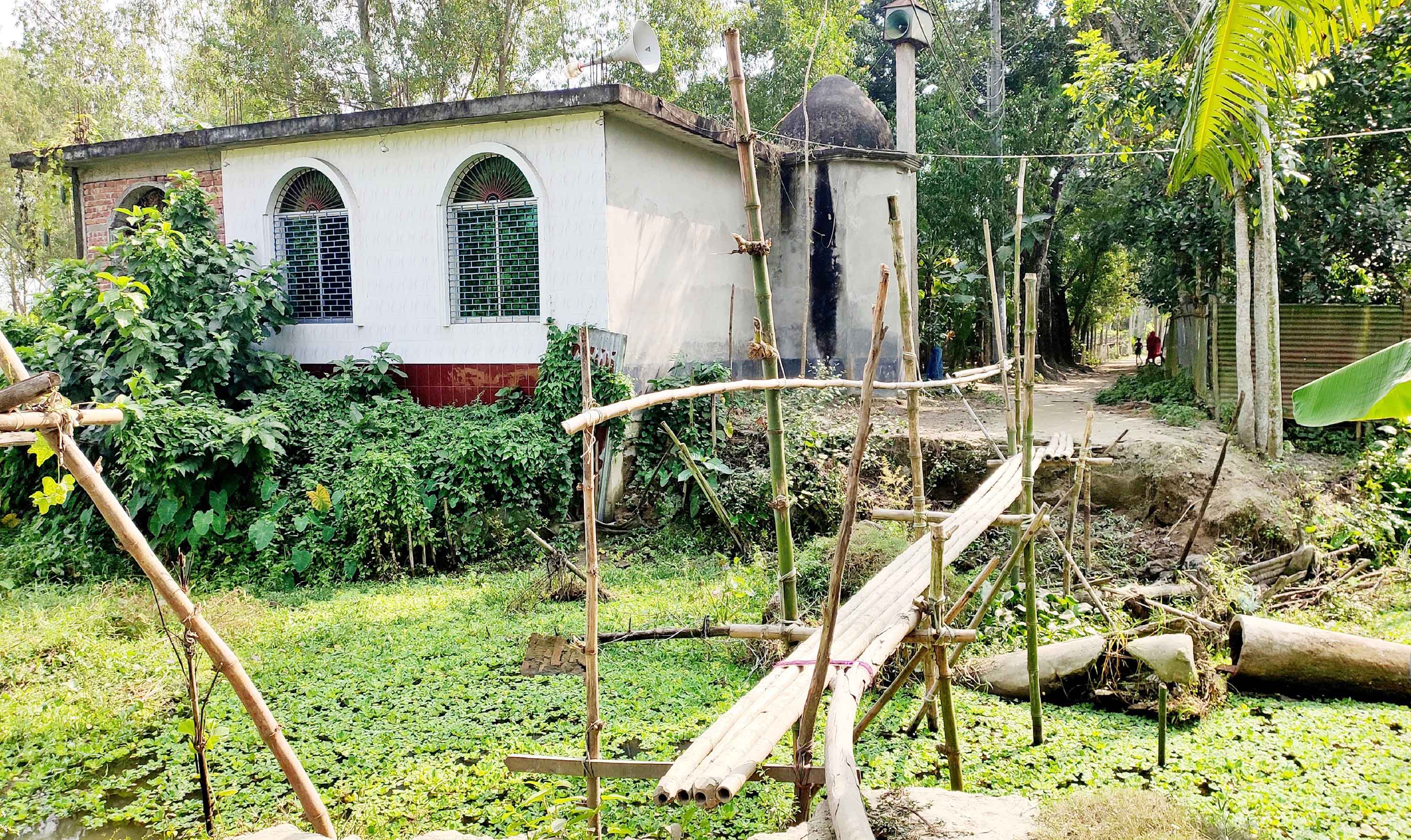 ভূঞাপুরে ক্ষতিগ্রস্ত রাস্তা ৩ মাসেও হয়নি মেরামত