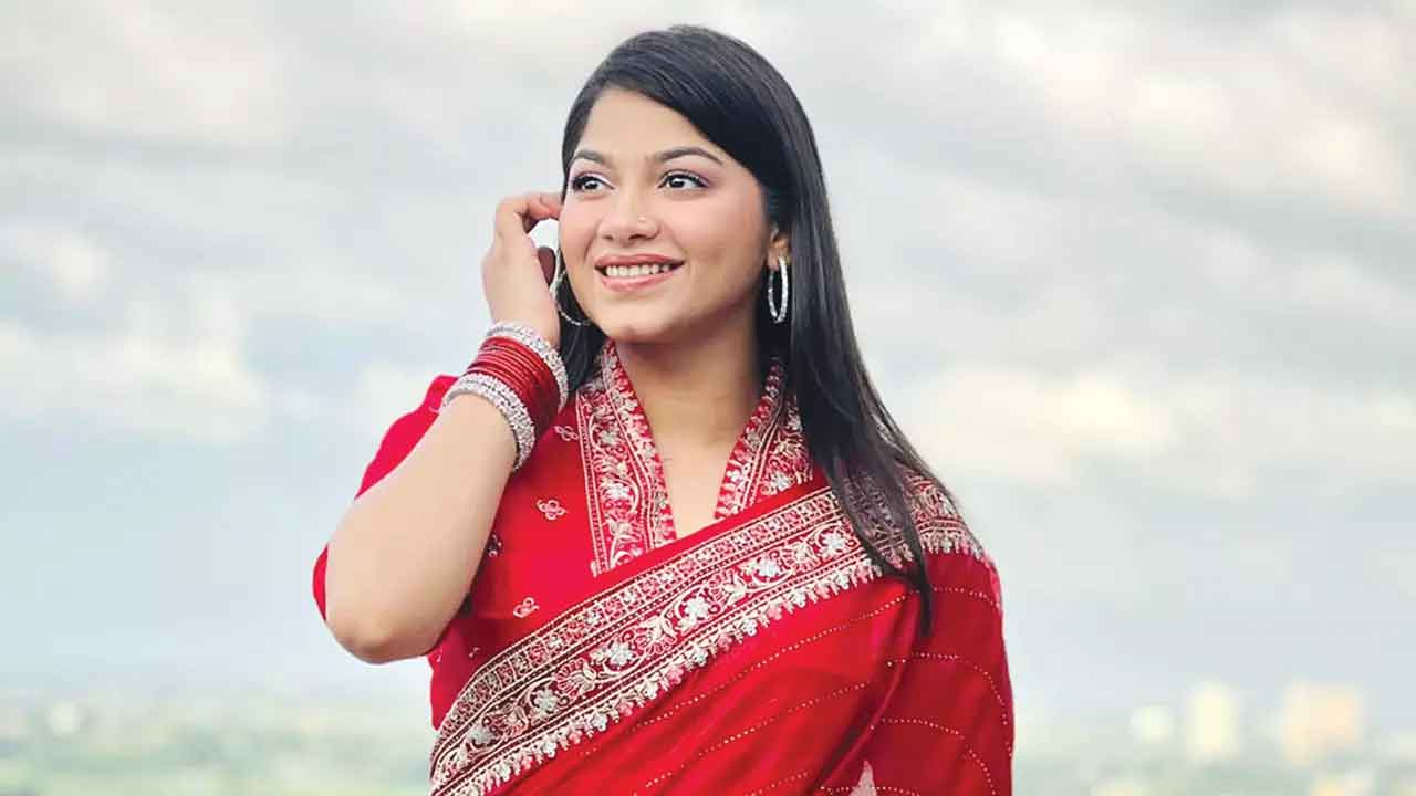 প্রতিটা দৃশ্যের আড়ালে একটা গল্প থাকে পারসা ইভানা