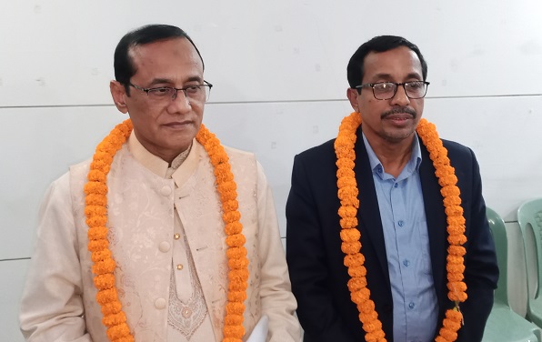 পাবনা প্রেস ক্লাবের সভাপতি আখতার, সম্পাদক জহুরুল