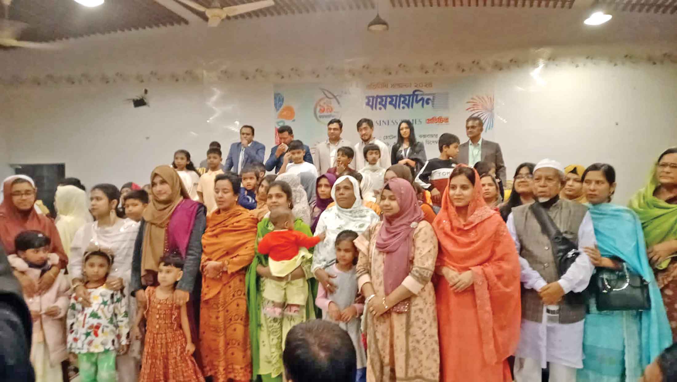 বর্ণিল আনন্দ আয়োজনের মধ্য দিয়ে সাগর পাড়ে উপদেষ্টাদের মিলনমেলা
