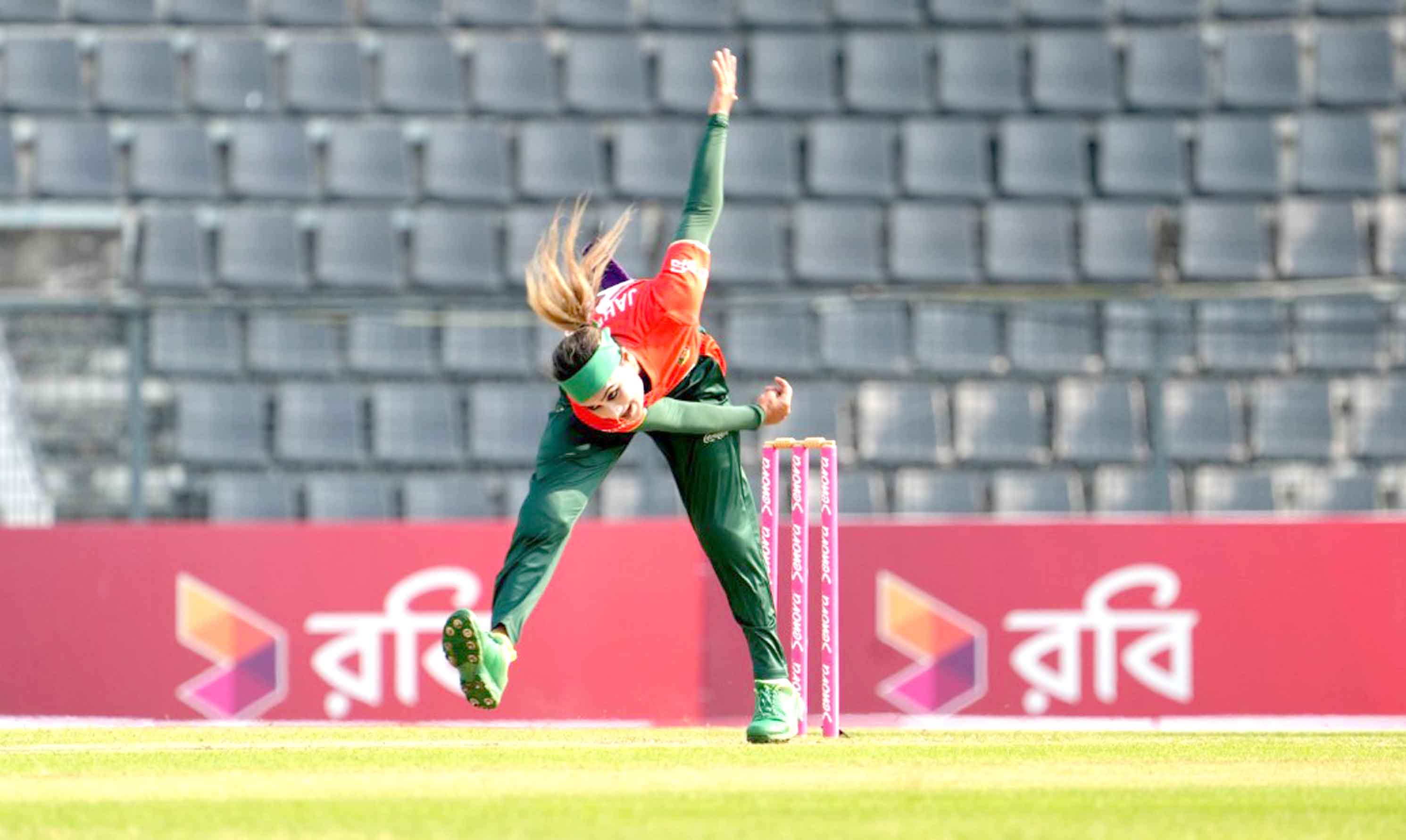 জাহানারার কণ্ঠে ঘুরে দাঁড়ানোর প্রত্যয়