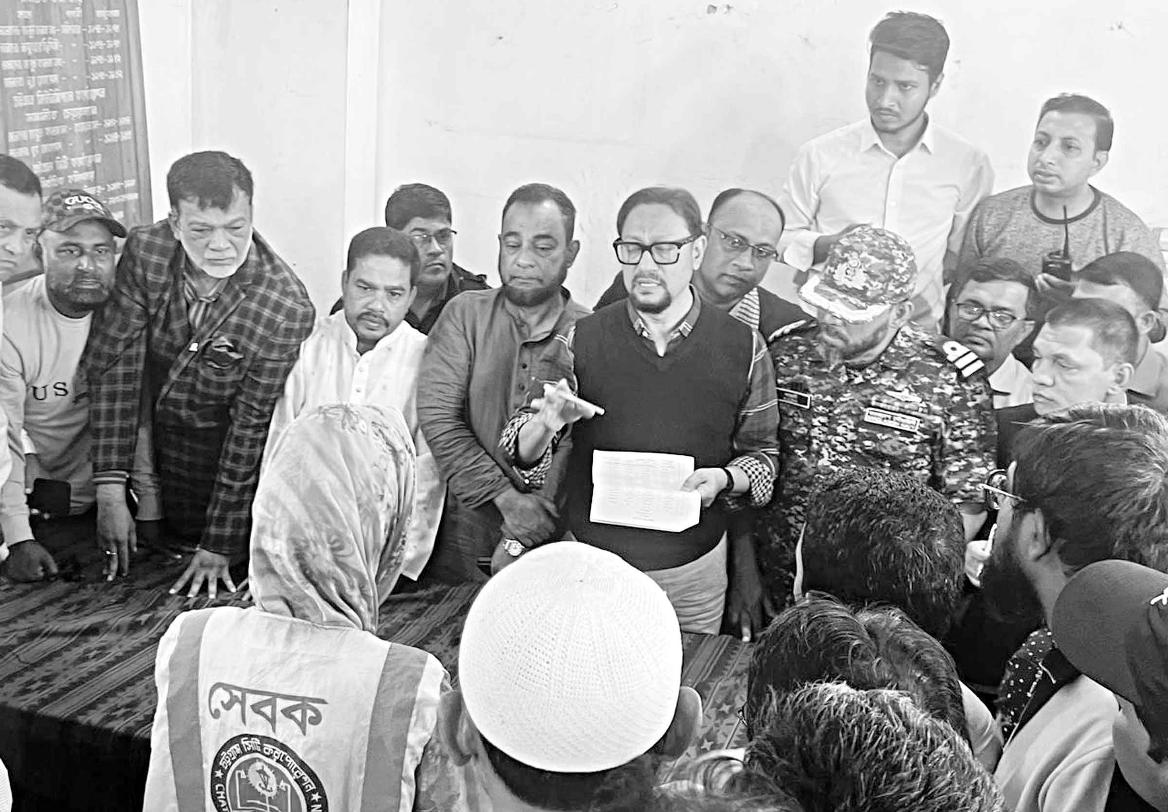 'হাজিরা দিয়ে কাজ না করে চলে যাওয়া চলবে না'