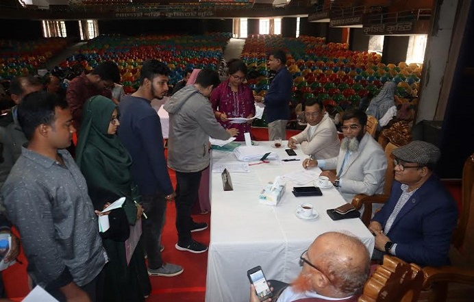 প্রথম দিনে বাকৃবিতে ৬৭০জন শিক্ষার্থীর ভর্তি  সম্পন্ন  