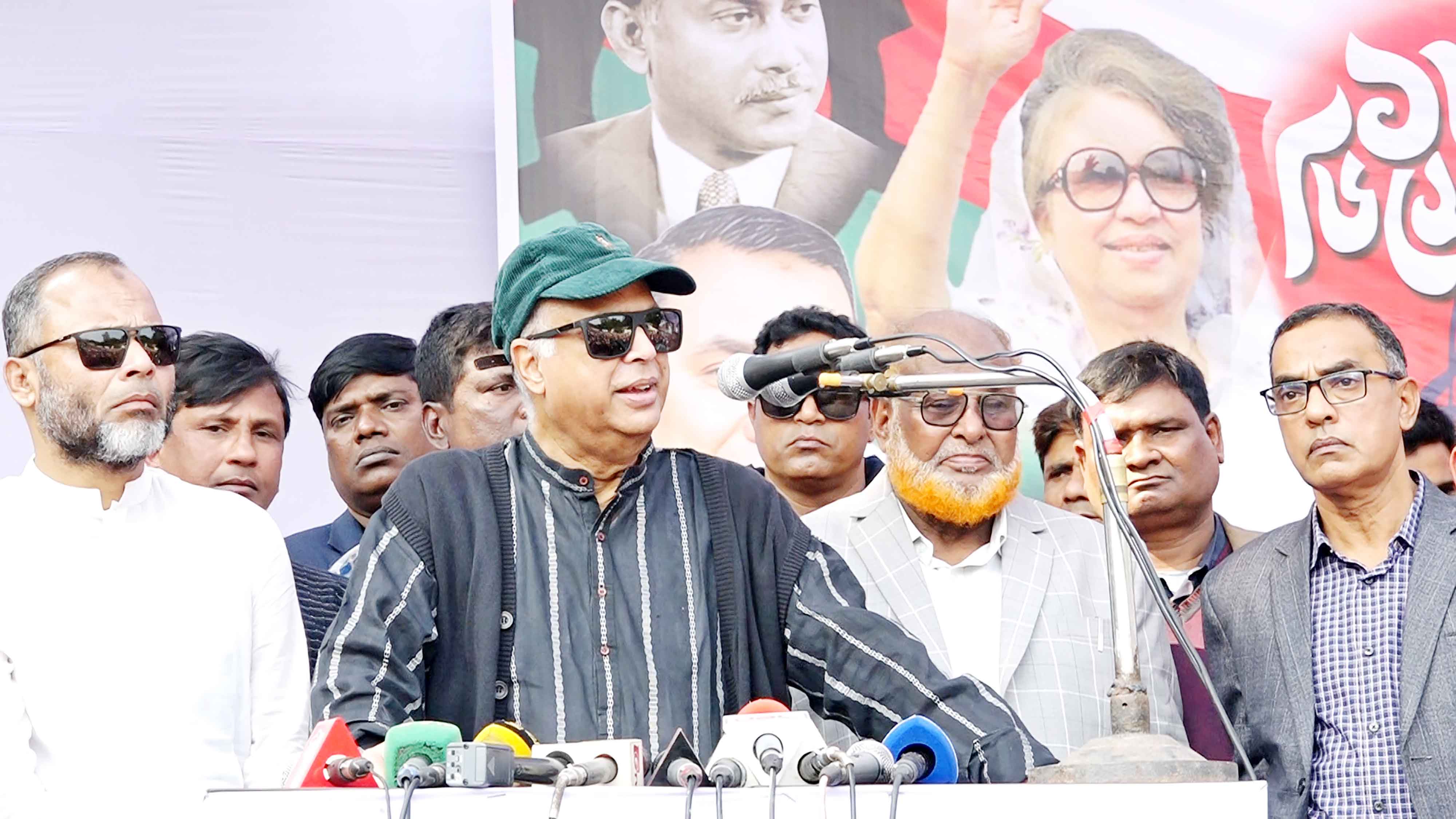 'হাসিনা আইন-বিচার বিভাগসহ সব সেক্টর ধ্বংস করে দিয়েছে'