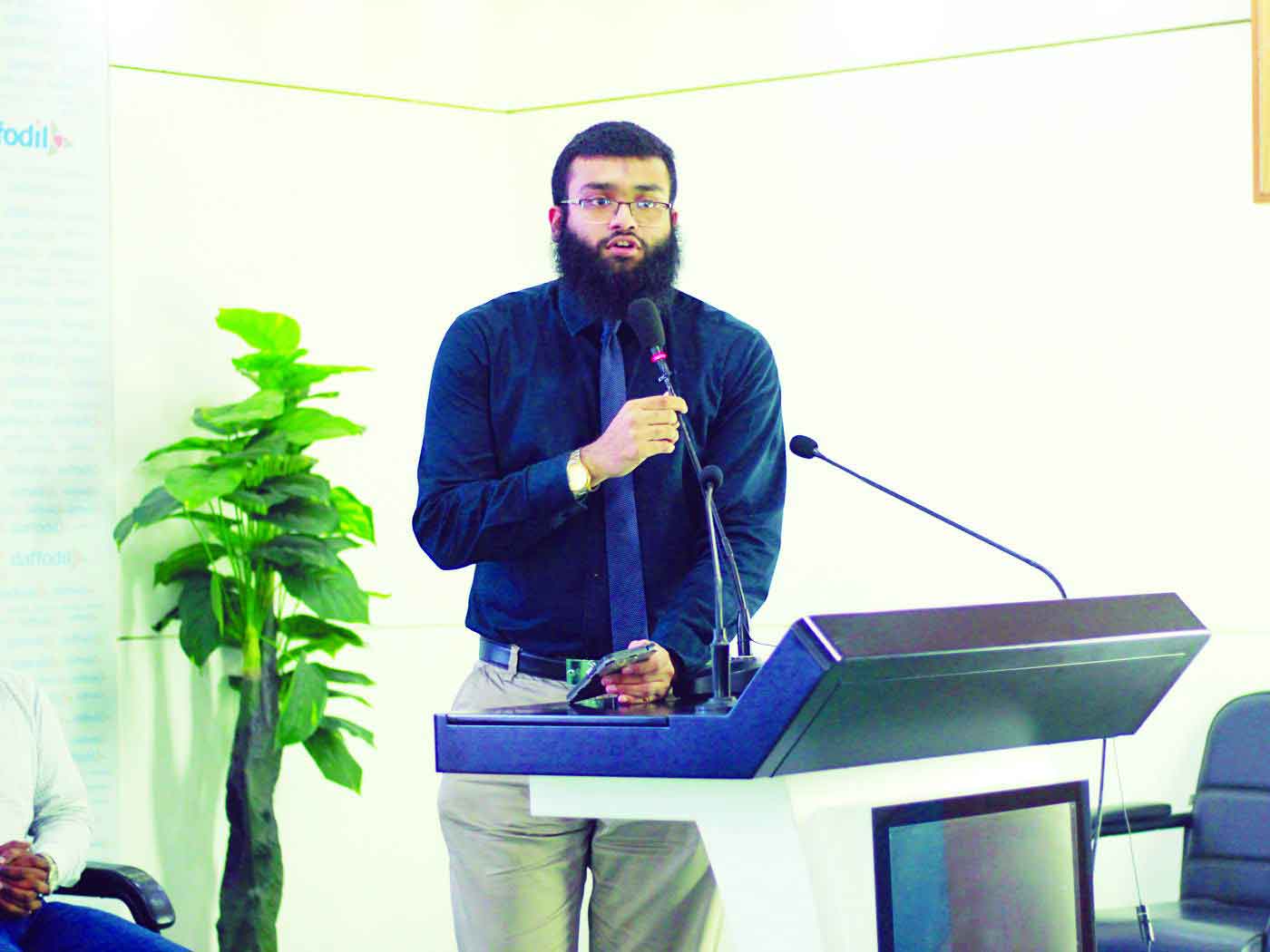 মাসিক ওষুধ ব্যয় অর্ধেকে নামানোর সম্ভাবনা