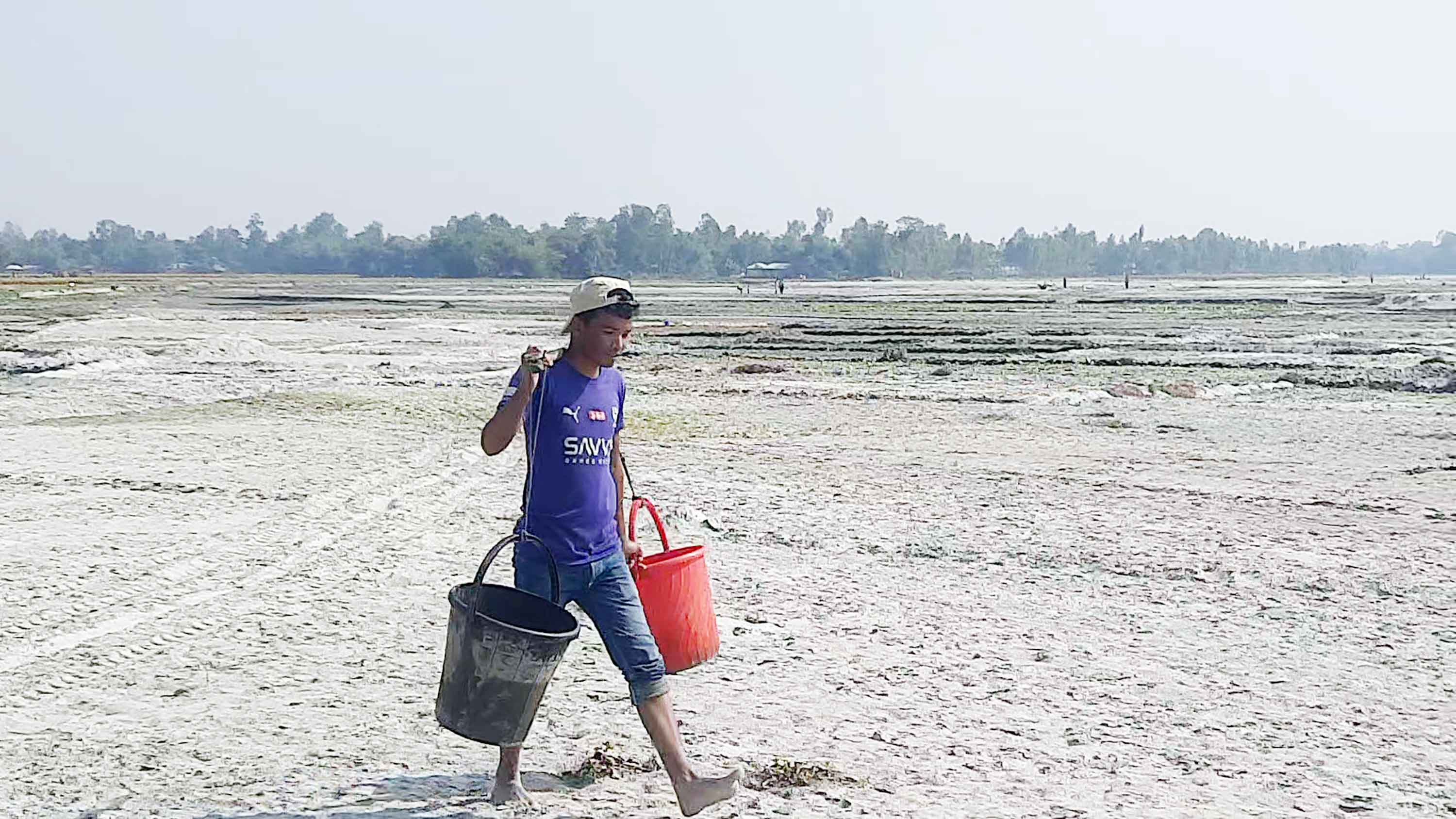 সর্বগ্রাসী তিস্তা এখন ধু ধু মরুভূমি