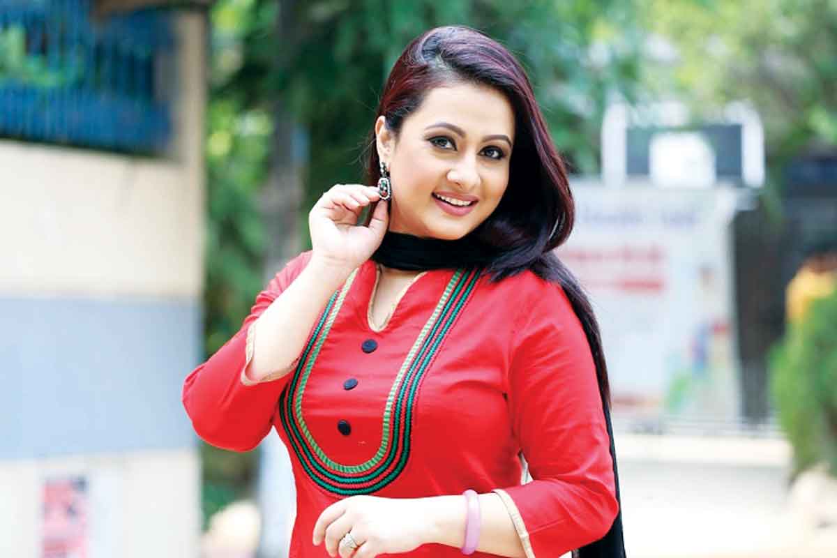 নতুনকে স্বাগত জানালেন পূর্ণিমা
