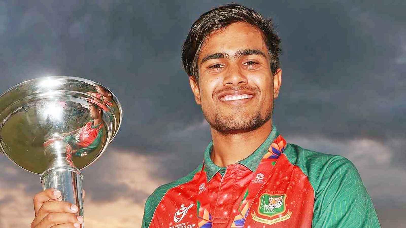 অধিনায়ক আকবরের বীরত্বগাথা, ৪ বছরে ৩ শিরোপা