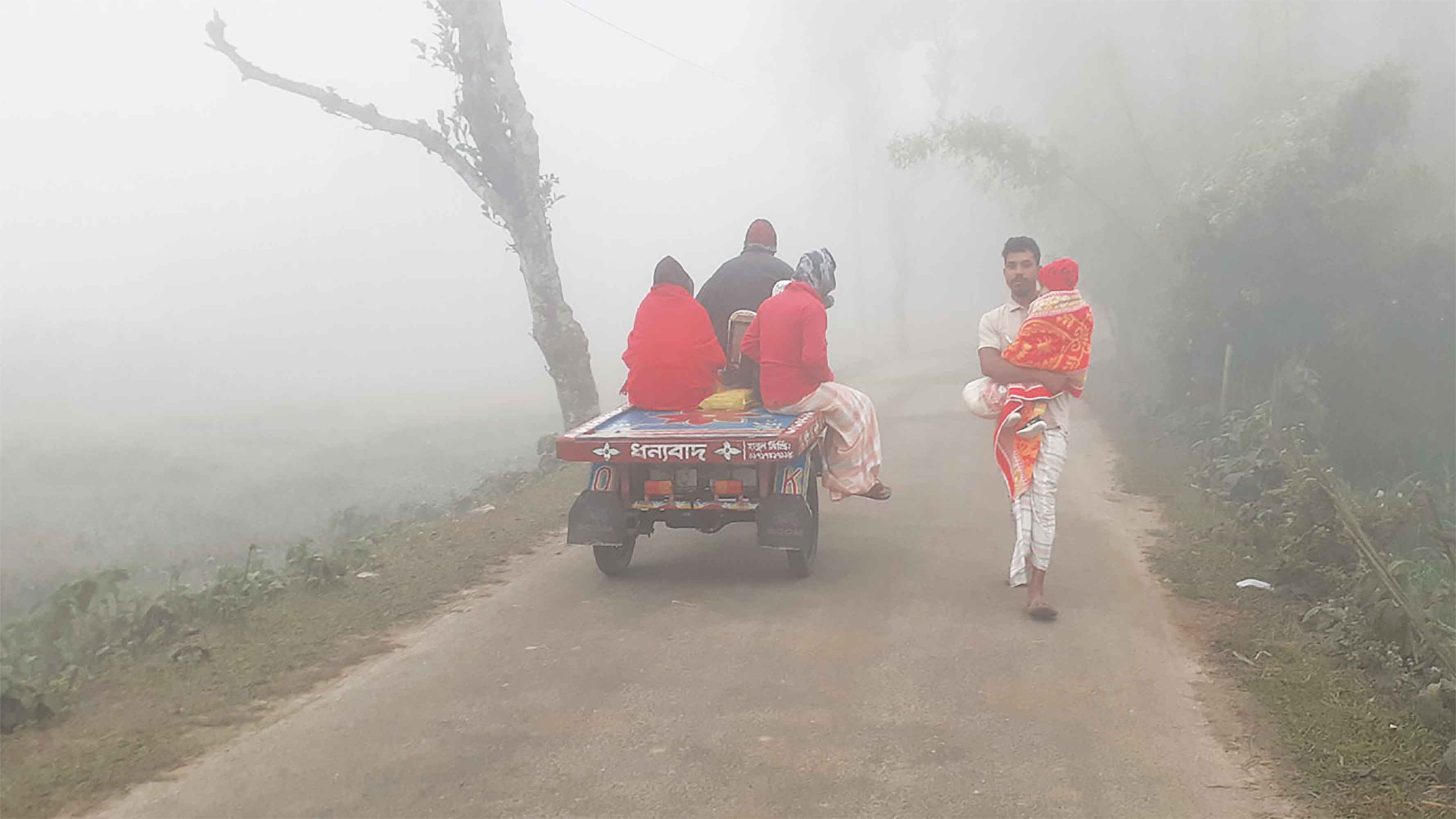পঞ্চগড়ে টানা শৈত্যপ্রবাহে চরম দুর্ভোগ