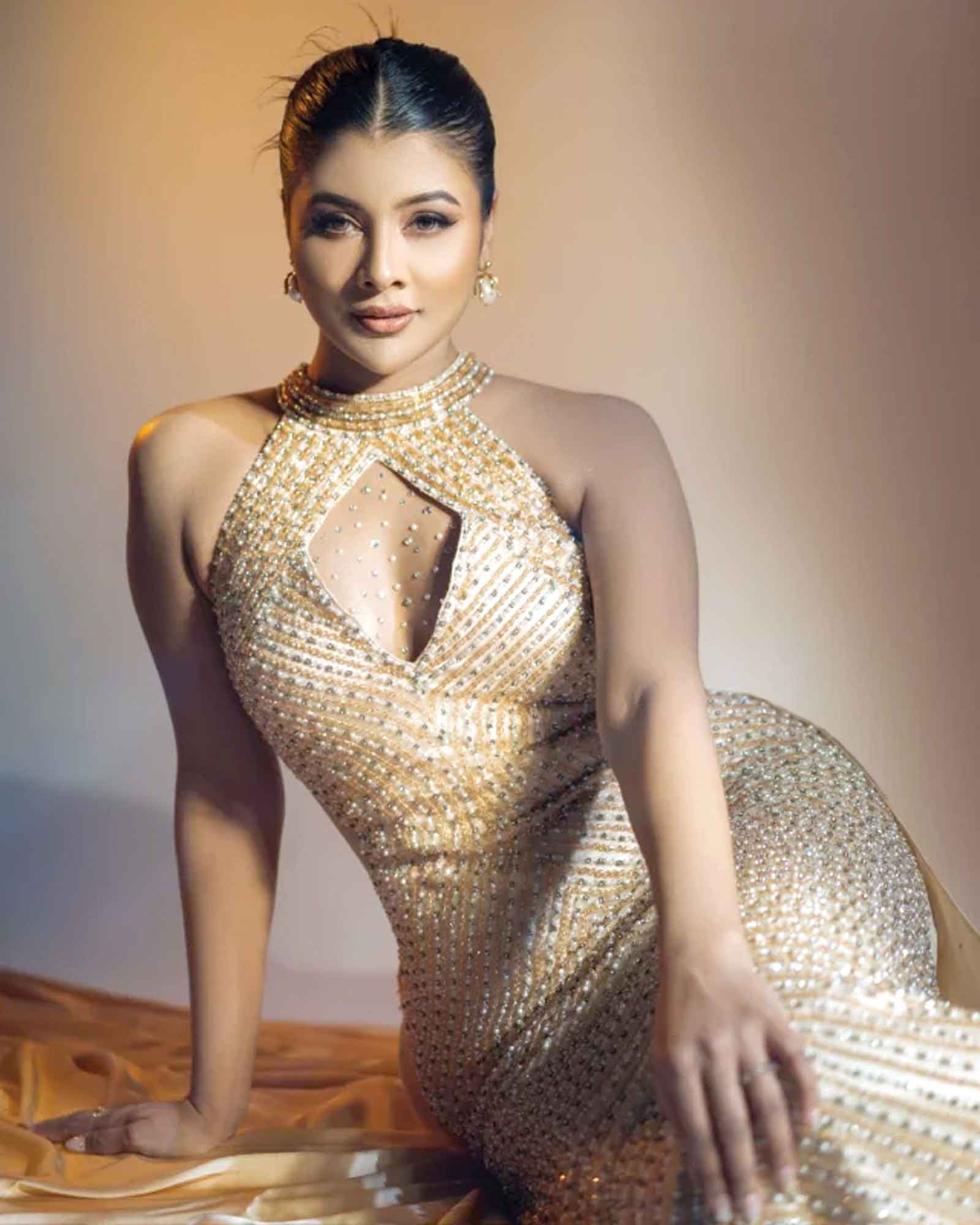সংসার সুখী হওয়ার টিপস দিলেন টয়া