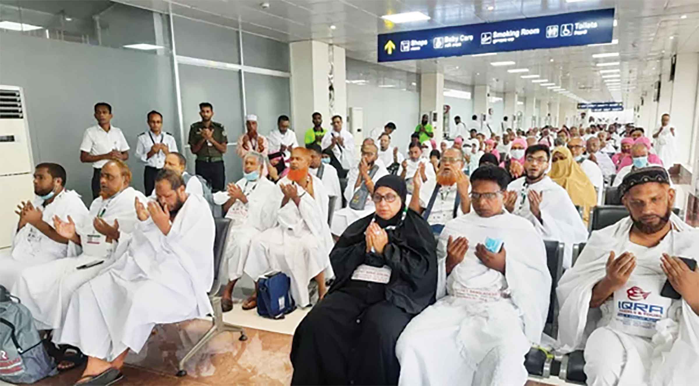 কোটা অপূর্ণ :খরচ 'কমিয়েও' এবার বাড়ছে না হজযাত্রী