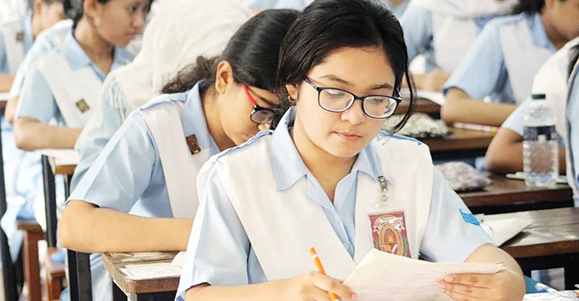 বিশেষ সিলেবাসে পরীক্ষা নিয়ে ধোঁয়াশায় শিক্ষার্থী-অভিভাবক