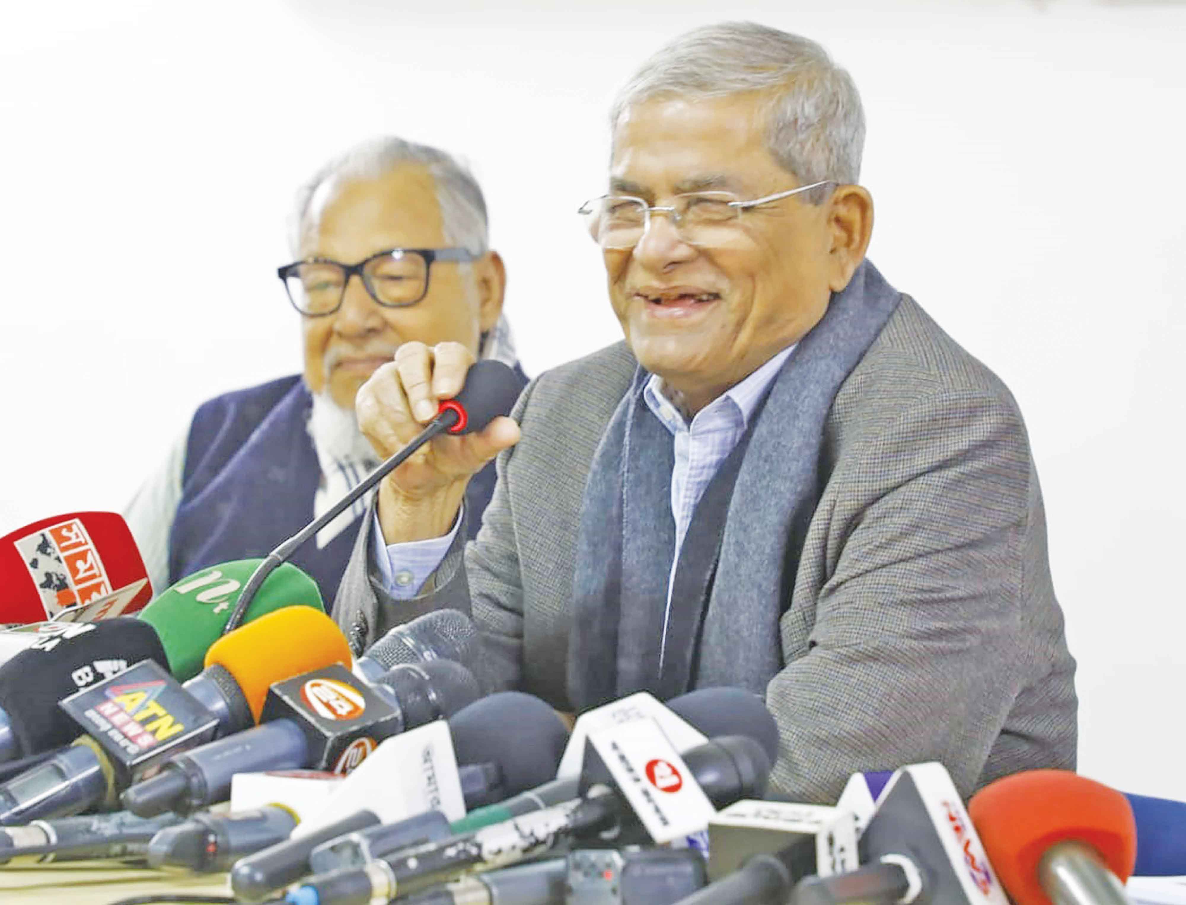 রাজনৈতিক তর্ক-বিতর্কে আ'লীগের দুর্বৃত্তায়ন নিচে পড়ে যাচ্ছে