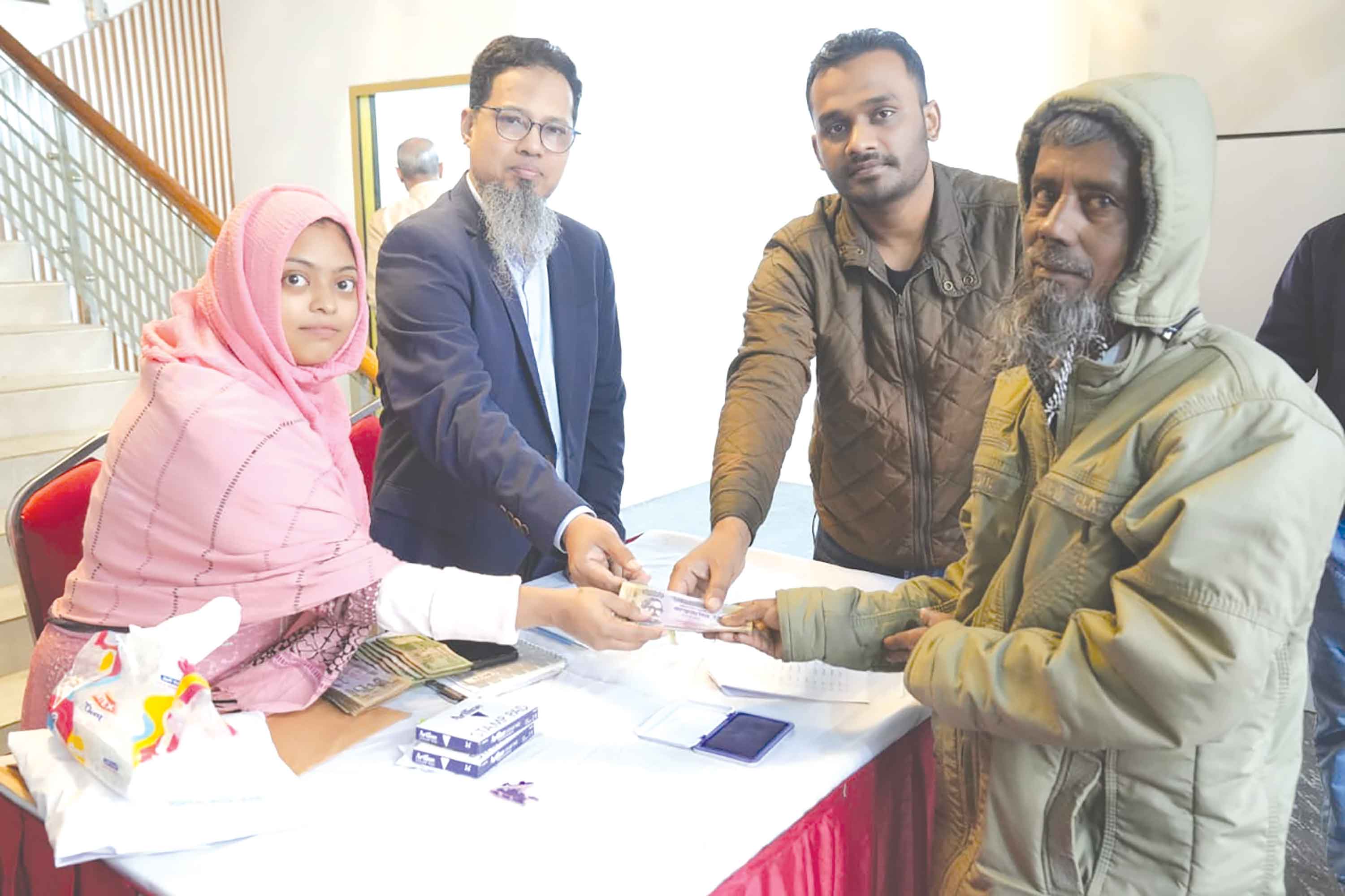 ক্ষতিগ্রস্ত ১২২ পরিবারকে আর্থিক সহায়তা দিয়েছে ডিএনসিসির