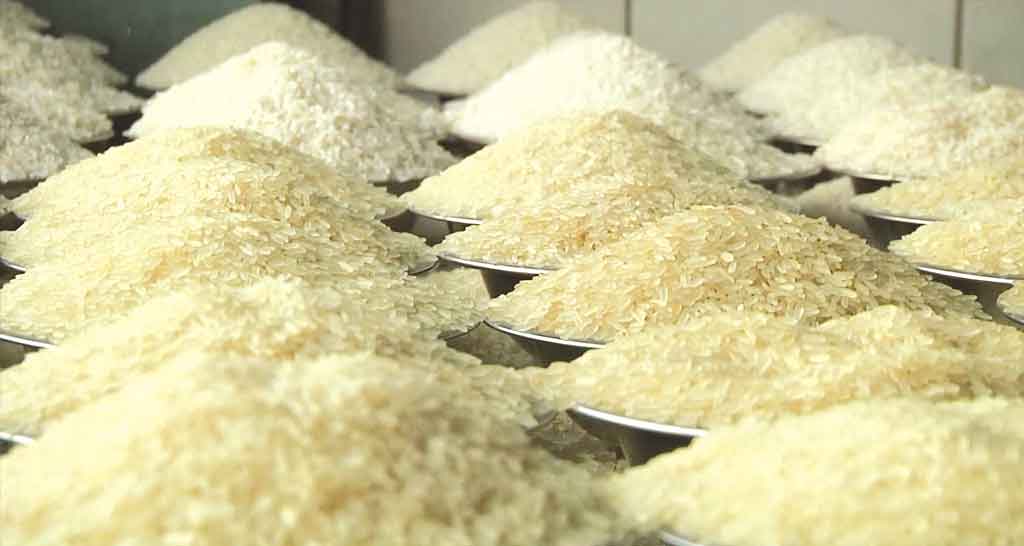 স্বস্তি ফেরেনি চালের বাজারে