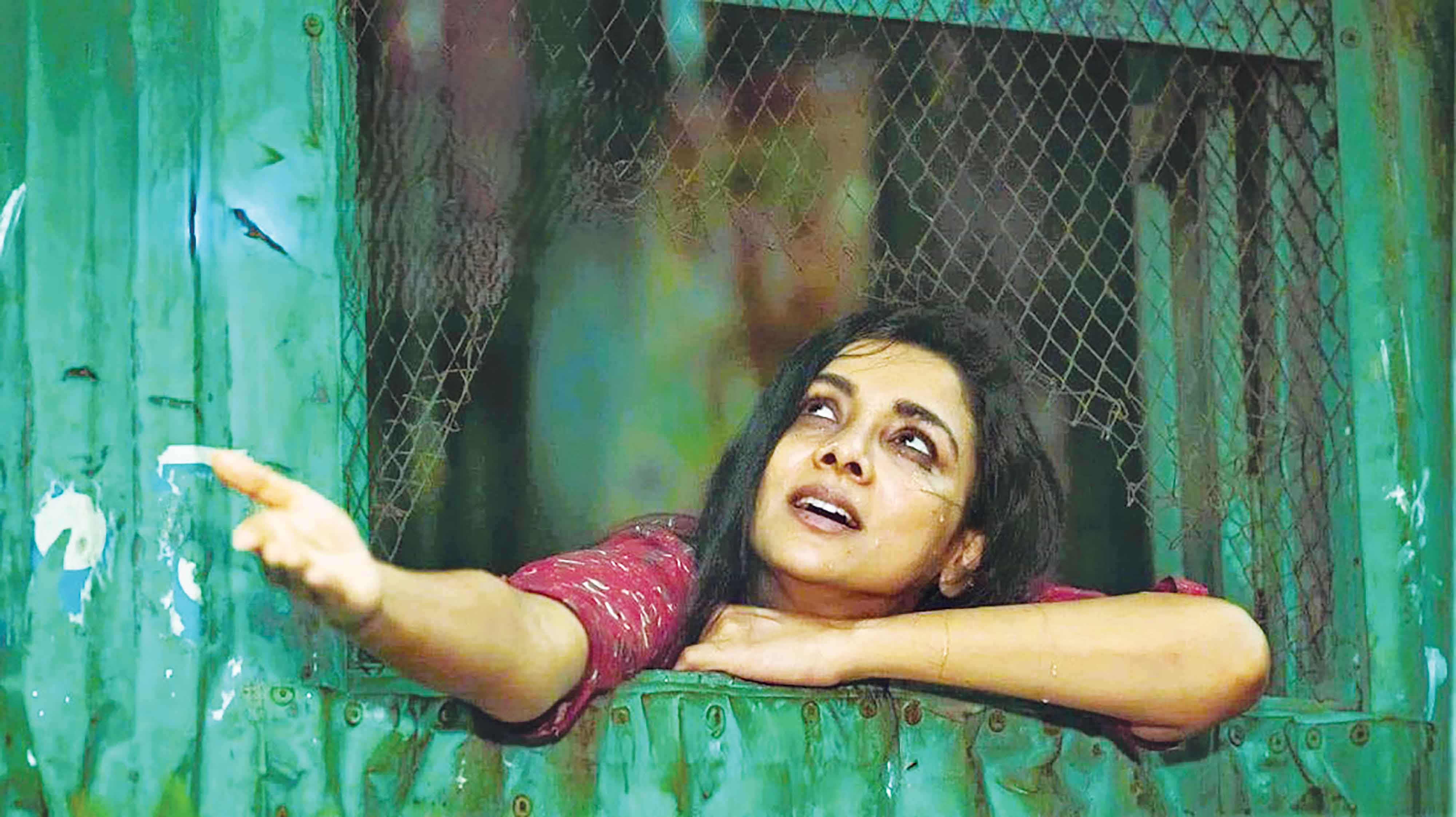 ঢাকা আন্তর্জাতিক চলচ্চিত্র উৎসবে রুনা খানের 'নীলপদ্ম'
