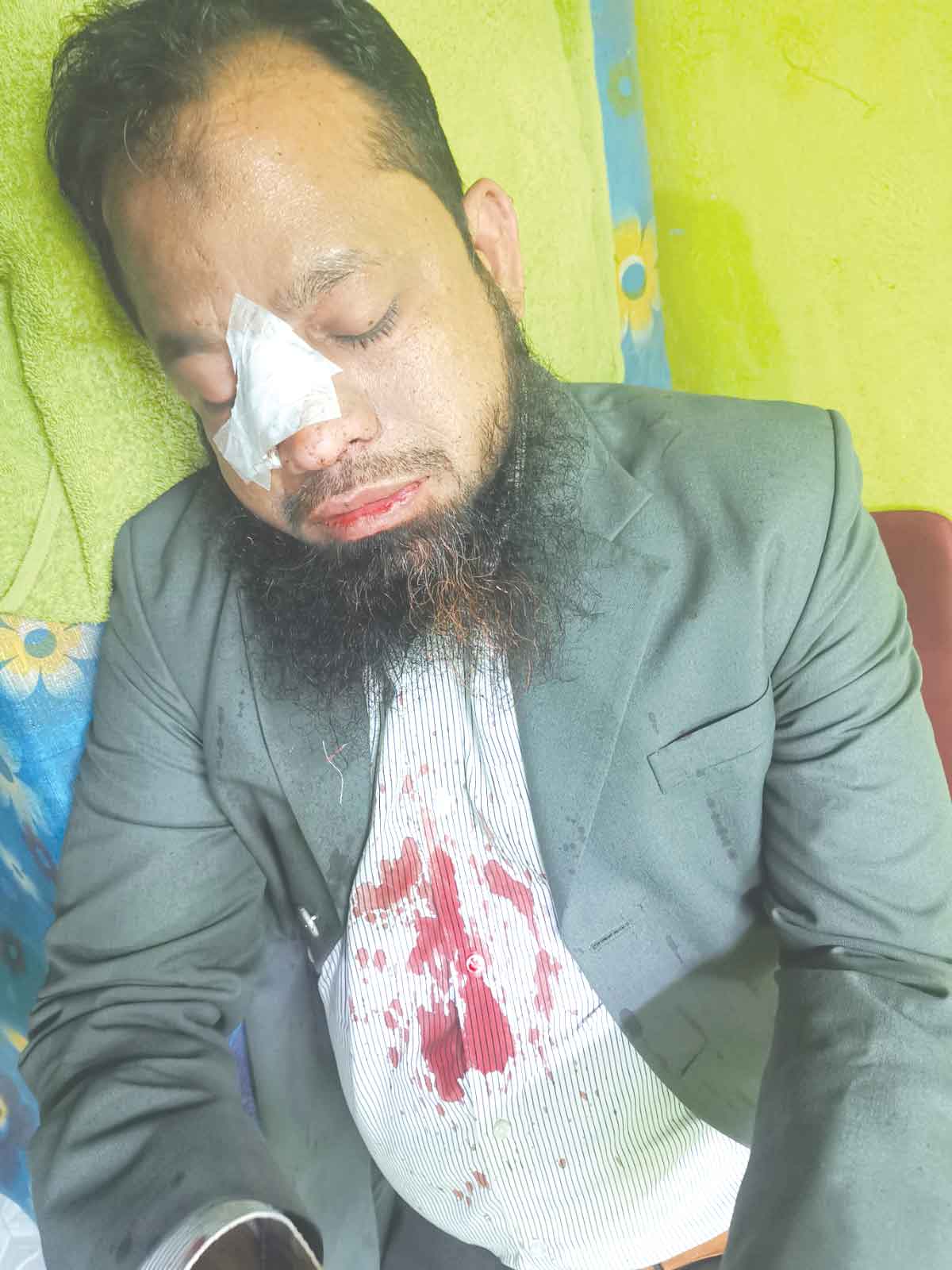 তিতাসের অবৈধ সংযোগ উচ্ছেদকালে সংঘবদ্ধ চক্রের অতর্কিত হামলা